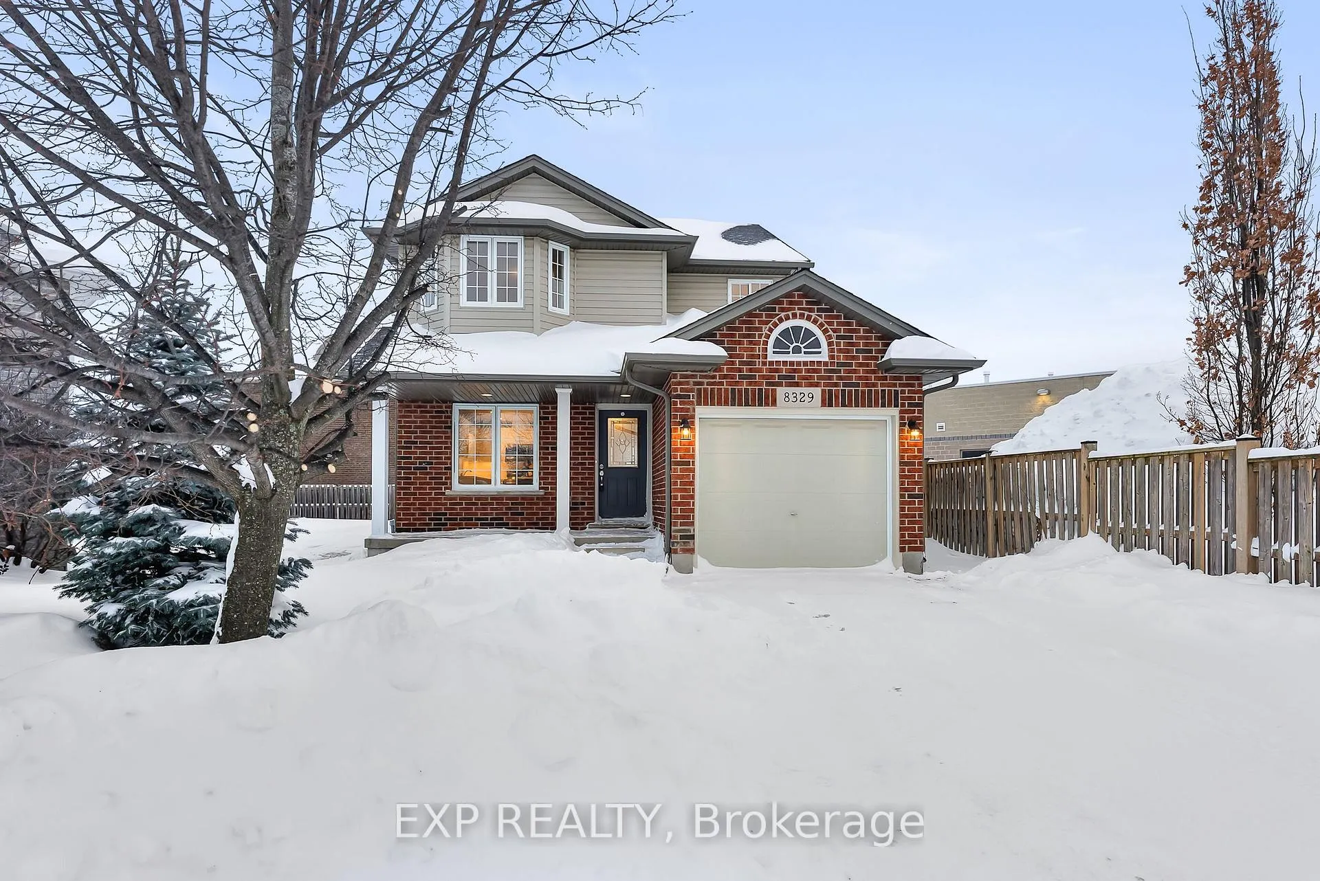 Photo 2 of 8329 Atack Court, Niagara Falls, Ascot — HOMEH