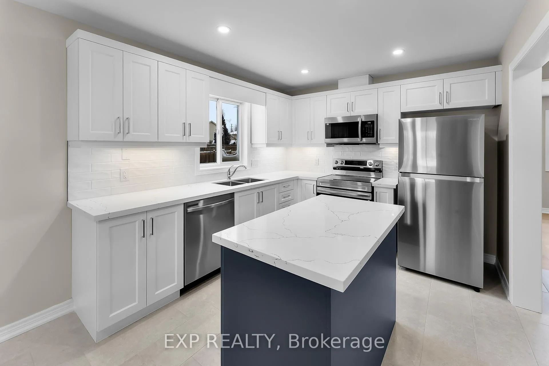 Photo 13 of 8329 Atack Court, Niagara Falls, Ascot — HOMEH