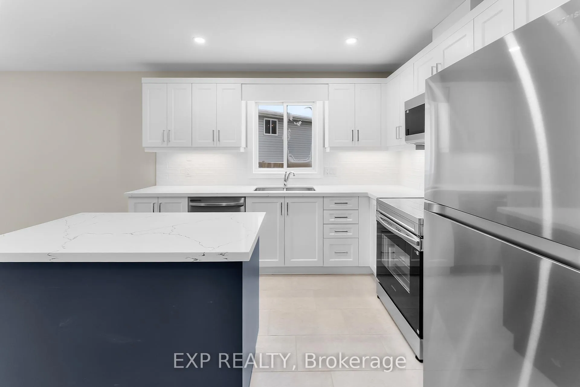 Photo 15 of 8329 Atack Court, Niagara Falls, Ascot — HOMEH