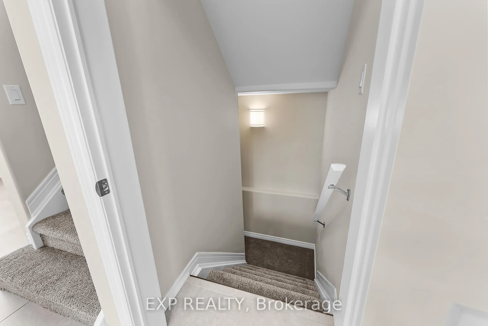 Photo 35 of 8329 Atack Court, Niagara Falls, Ascot — HOMEH