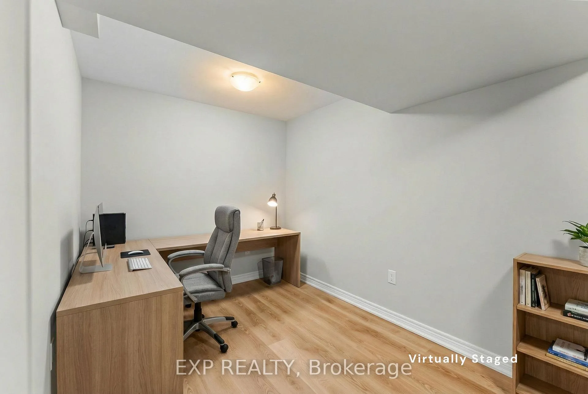 Photo 38 of 8329 Atack Court, Niagara Falls, Ascot — HOMEH