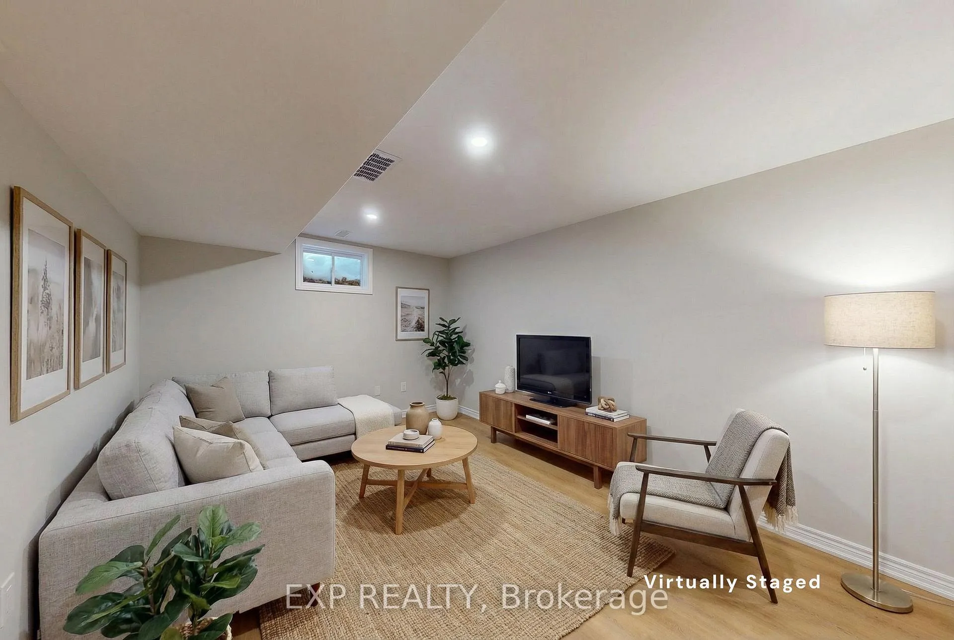 Photo 42 of 8329 Atack Court, Niagara Falls, Ascot — HOMEH