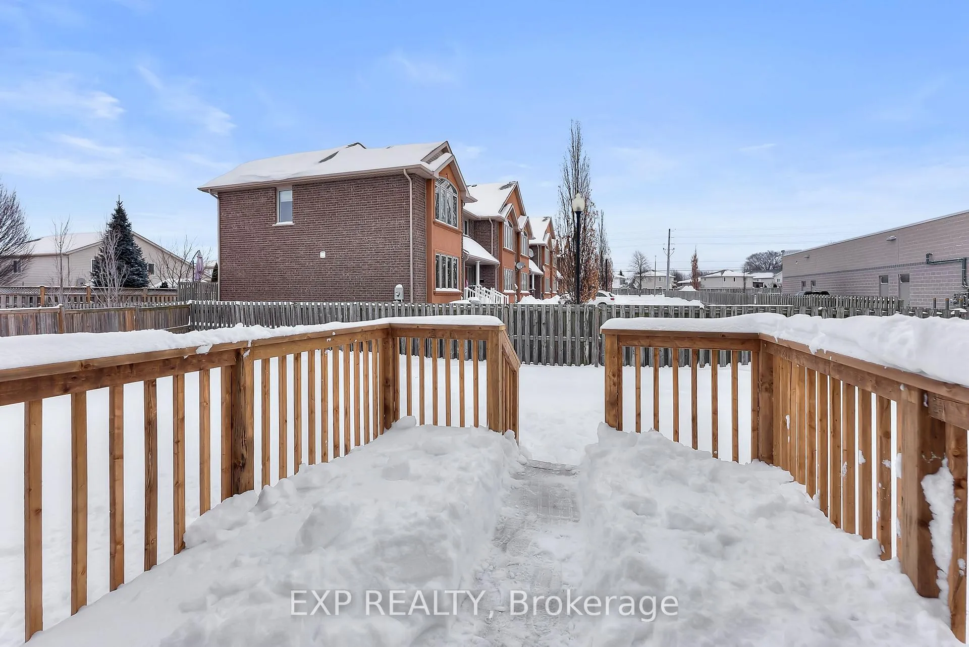 Photo 43 of 8329 Atack Court, Niagara Falls, Ascot — HOMEH