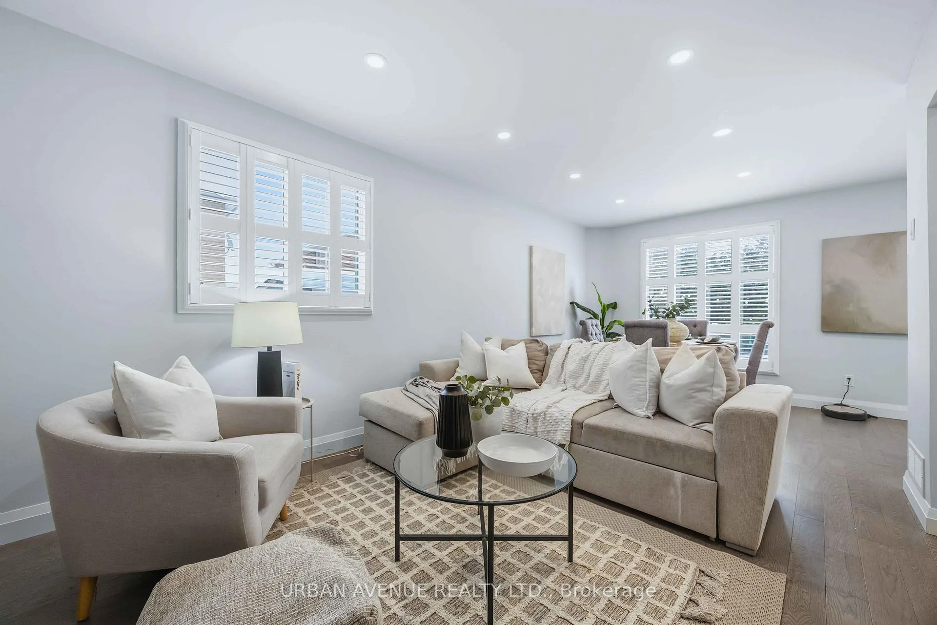 Photo 9 of 5 Caleche Avenue, Clarington, Courtice — HOMEH