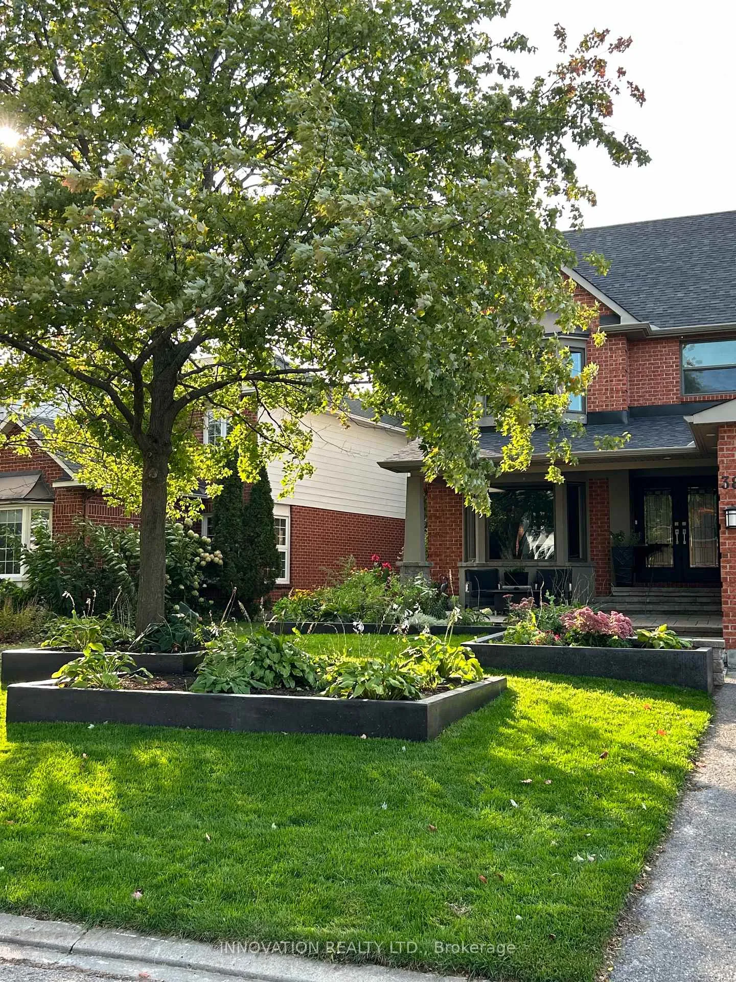 Photo 3 of 38 Rosenfeld Crescent, Ottawa, Kanata - Kanata Lakes/Heritage Hills — HOMEH