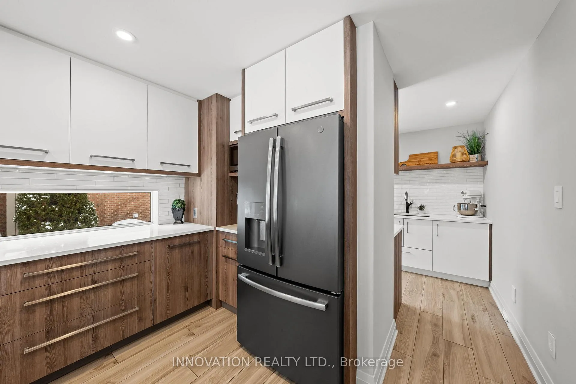 Photo 18 of 38 Rosenfeld Crescent, Ottawa, Kanata - Kanata Lakes/Heritage Hills — HOMEH