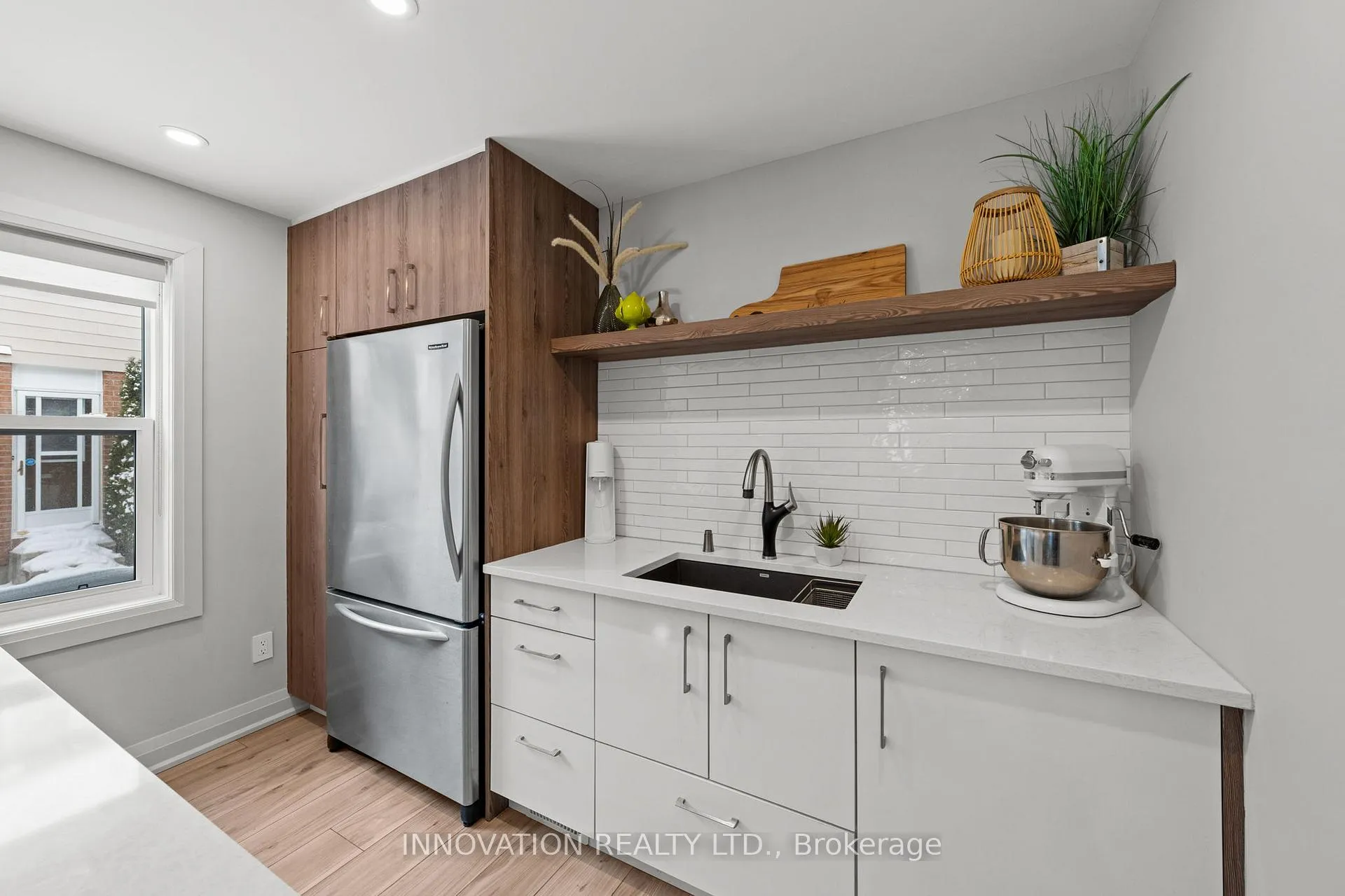Photo 19 of 38 Rosenfeld Crescent, Ottawa, Kanata - Kanata Lakes/Heritage Hills — HOMEH