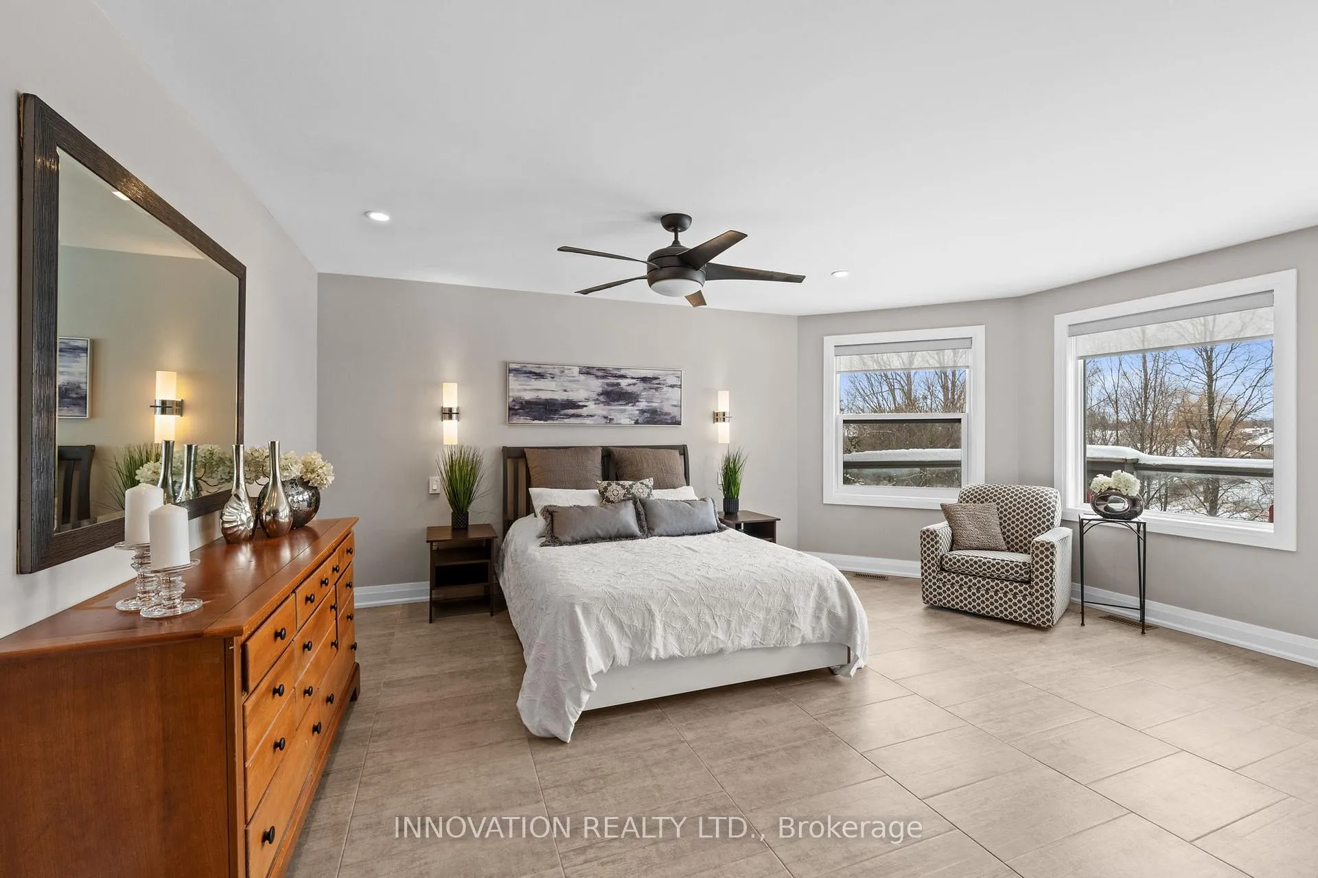Photo 27 of 38 Rosenfeld Crescent, Ottawa, Kanata - Kanata Lakes/Heritage Hills — HOMEH