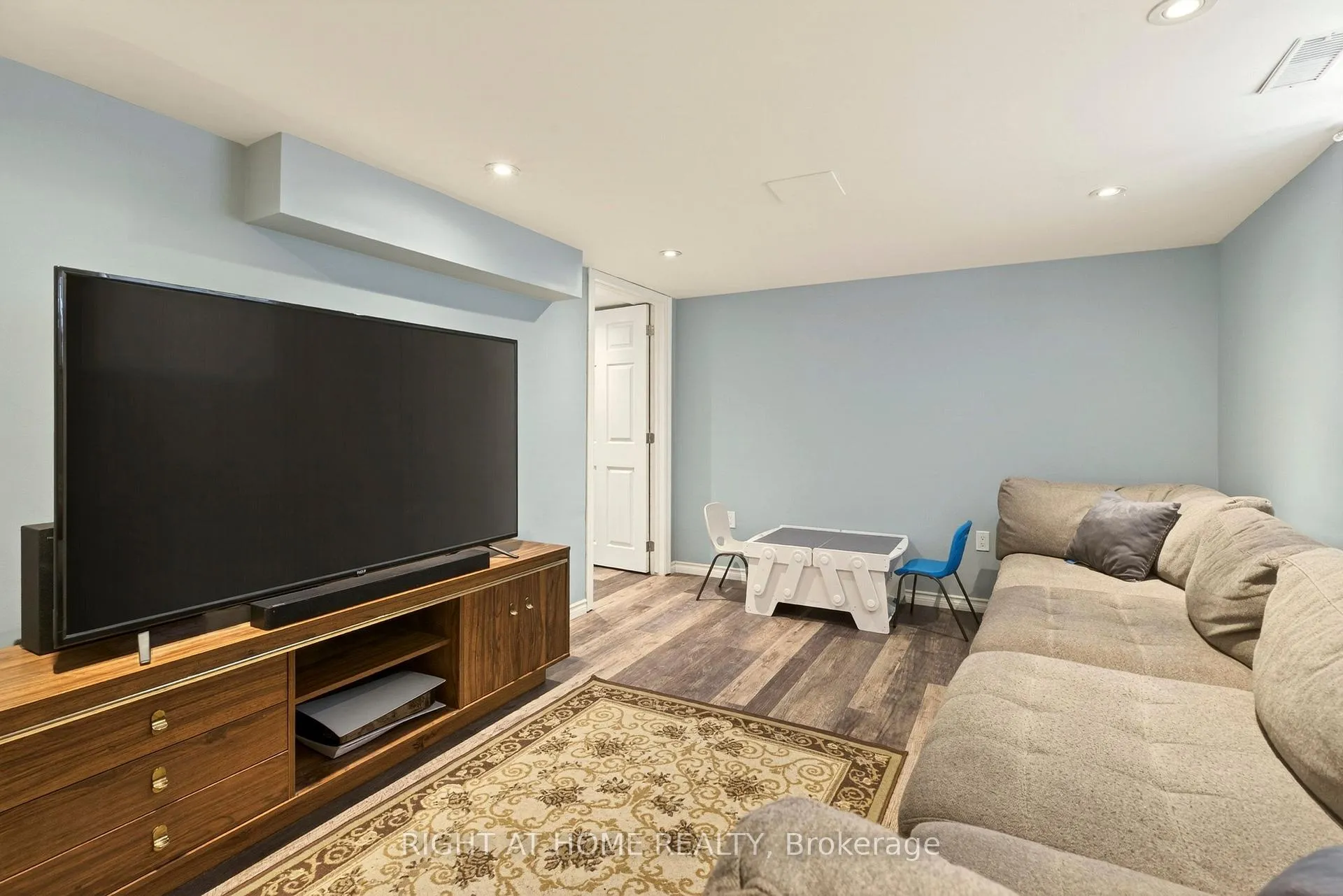 Photo 25 of 168 East 45th Street, Hamilton, Hampton Heights — HOMEH