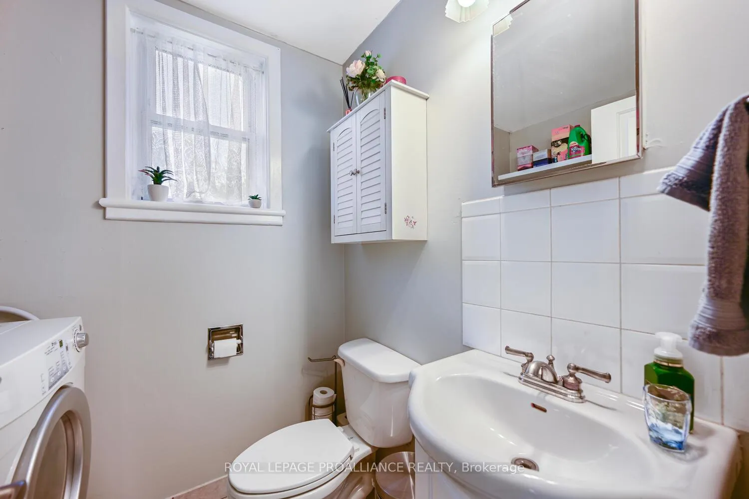 Photo 13 of 394 Park Street E, Prescott — HOMEH