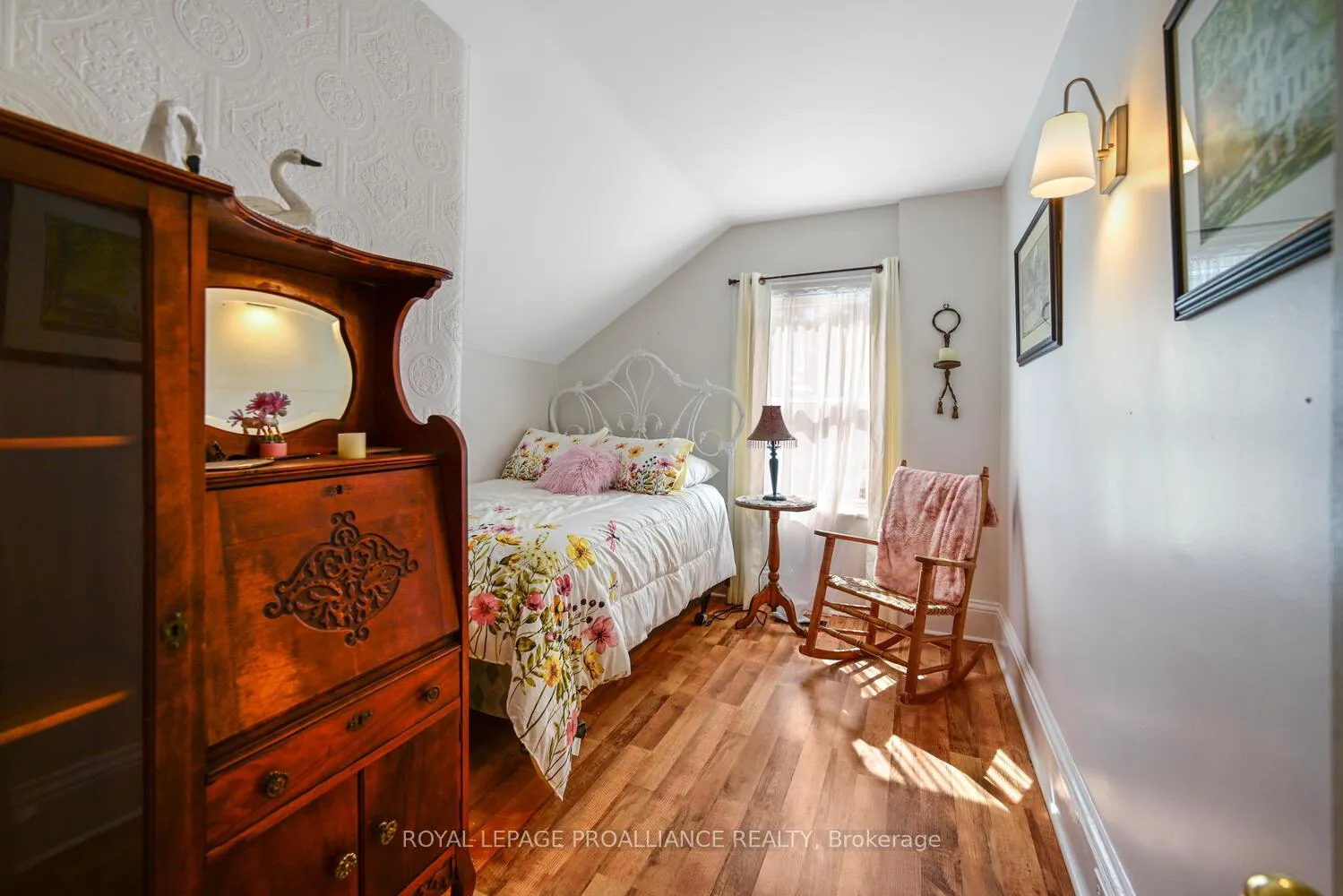 Photo 18 of 394 Park Street E, Prescott — HOMEH