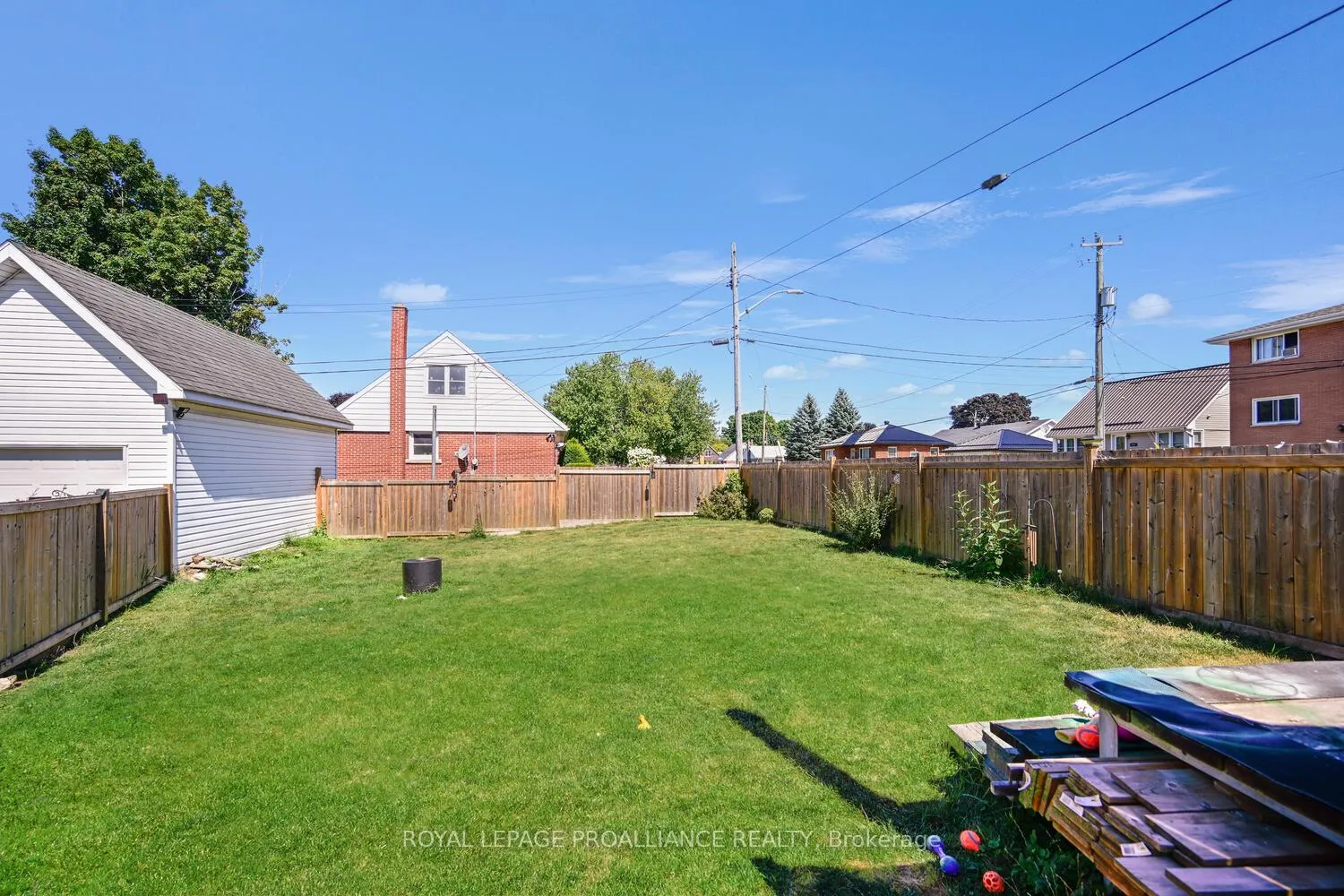 Photo 27 of 394 Park Street E, Prescott — HOMEH