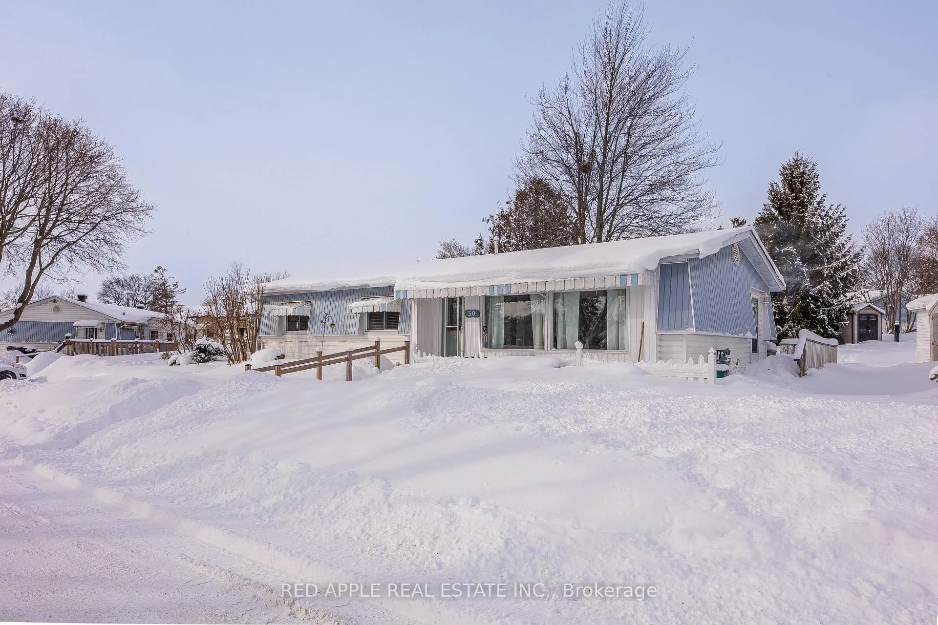 Photo 1 of 30 Mimosa Drive, Innisfil, Rural Innisfil — HOMEH