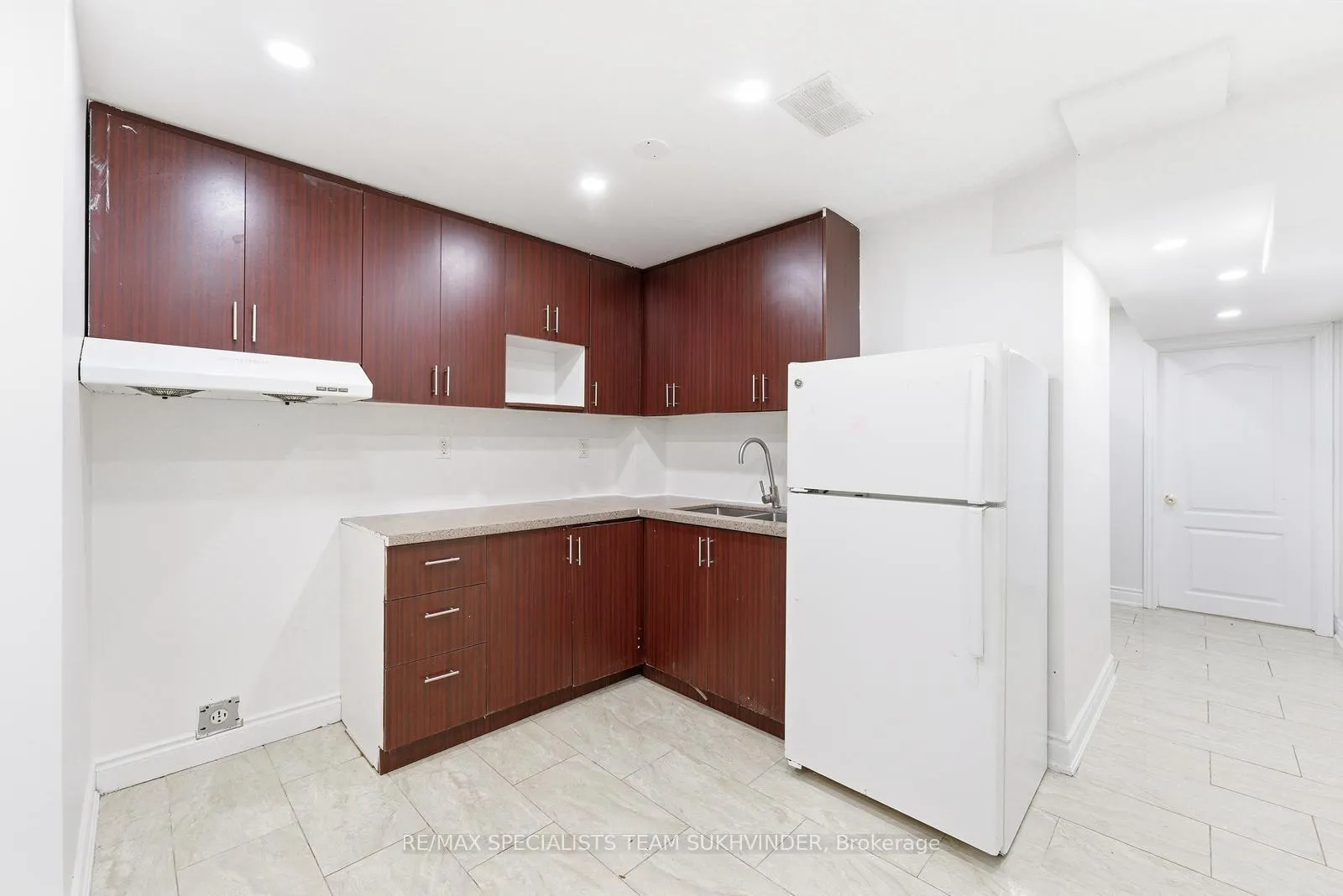 Photo 36 of 2 Thunderbird Trail, Brampton, Sandringham-Wellington — HOMEH