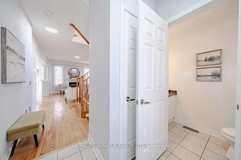 Photo 4 of 113 James Govan Drive, Whitby, Port Whitby — HOMEH