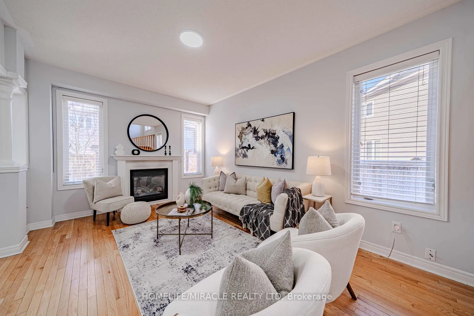 Photo 7 of 113 James Govan Drive, Whitby, Port Whitby — HOMEH
