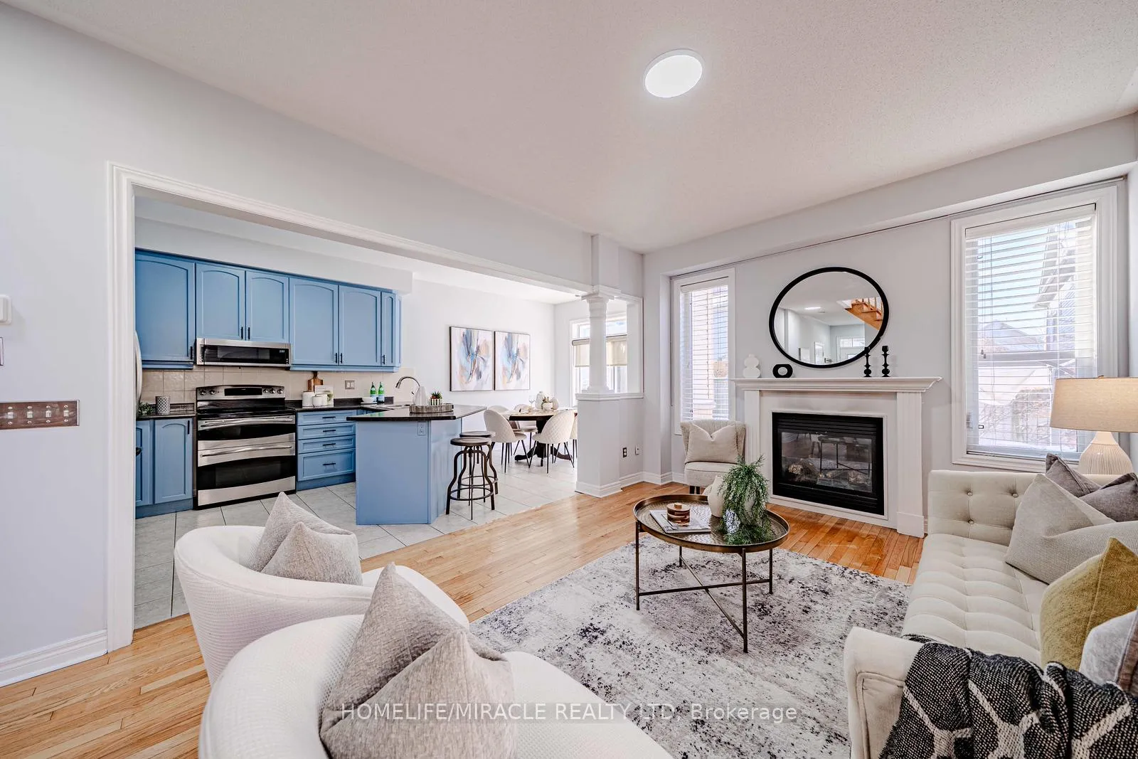 Photo 8 of 113 James Govan Drive, Whitby, Port Whitby — HOMEH