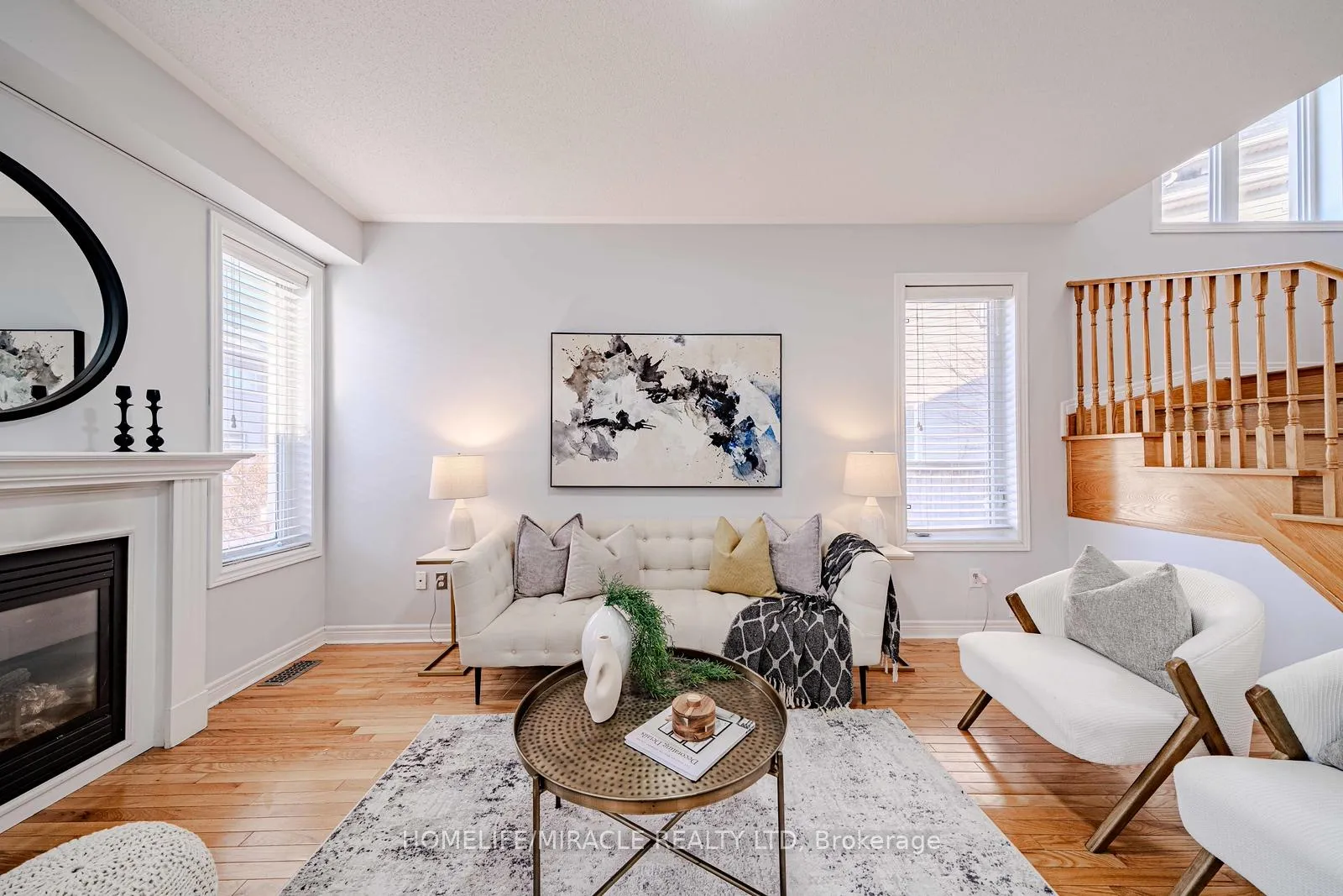 Photo 9 of 113 James Govan Drive, Whitby, Port Whitby — HOMEH
