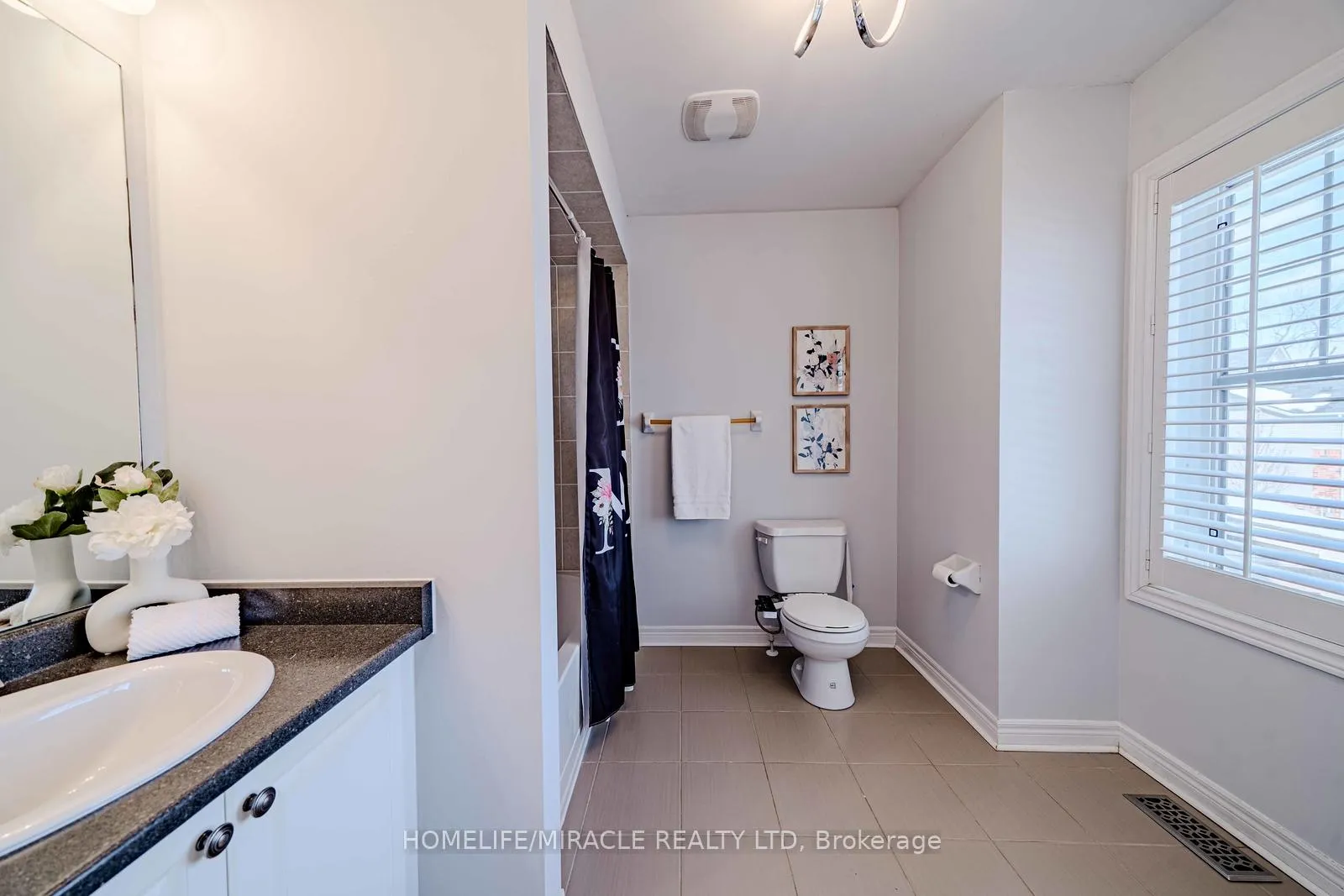 Photo 31 of 113 James Govan Drive, Whitby, Port Whitby — HOMEH