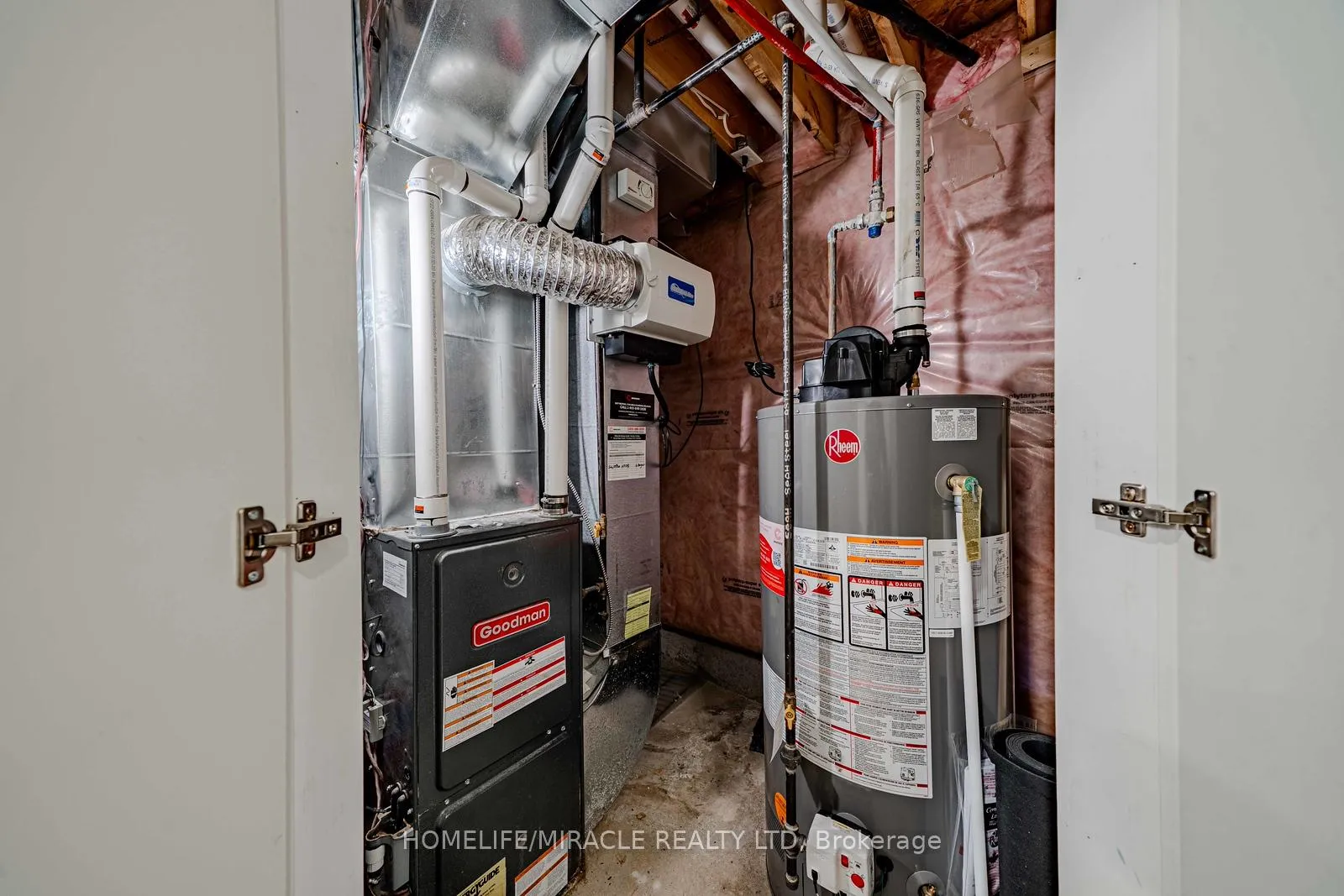 Photo 42 of 113 James Govan Drive, Whitby, Port Whitby — HOMEH