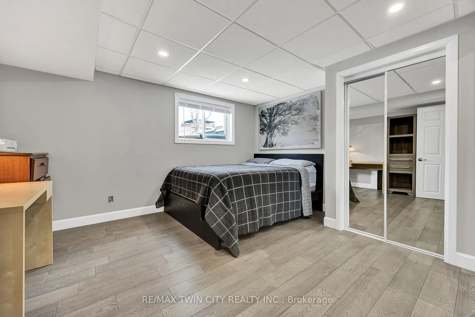 Photo 26 of 299 Erinbrook Drive, Kitchener — HOMEH