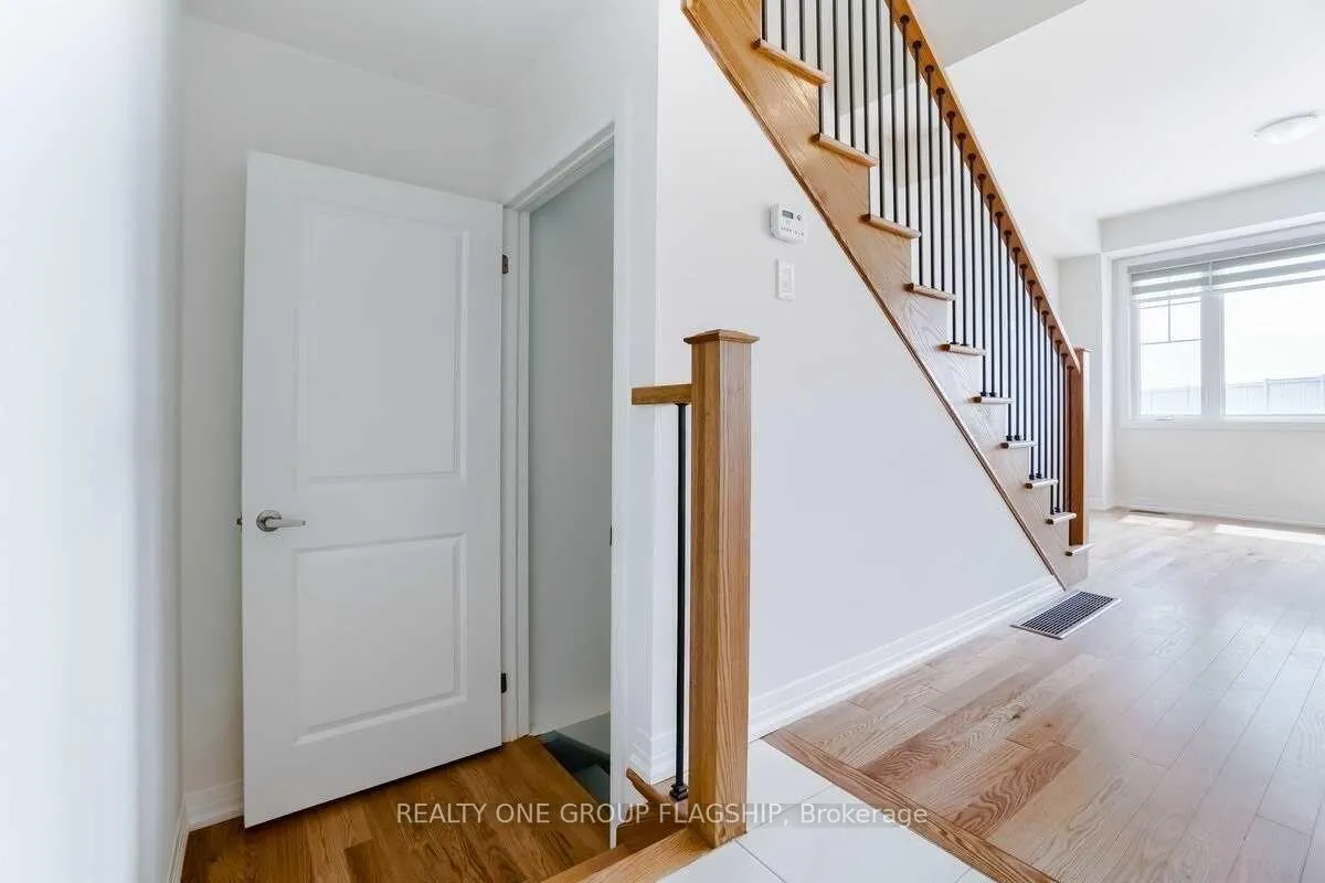 Photo 4 of 269 Provident Way S, Hamilton, Mount Hope — HOMEH