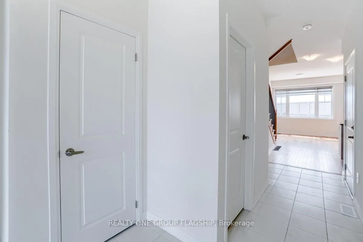 Photo 8 of 269 Provident Way S, Hamilton, Mount Hope — HOMEH