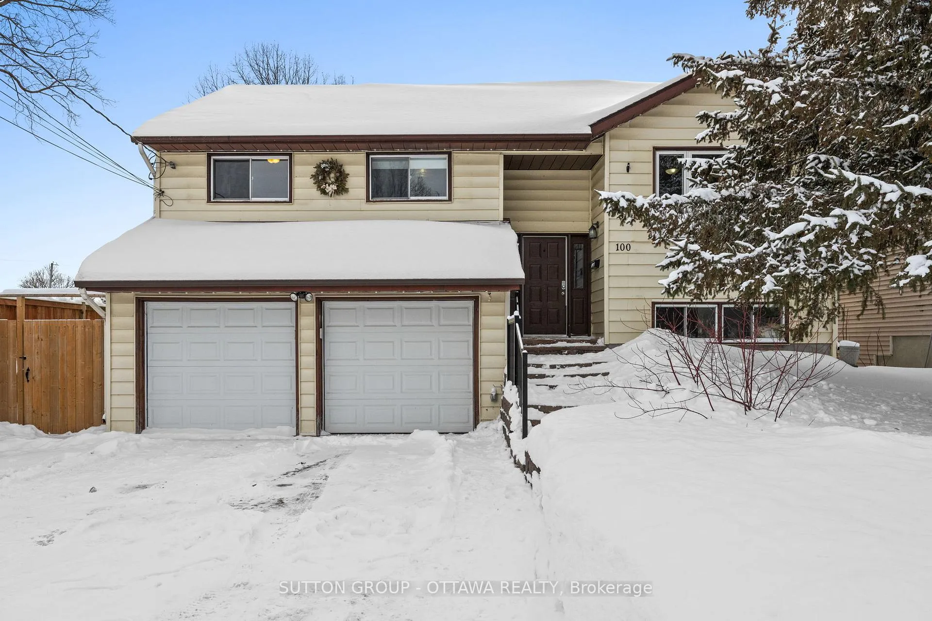 Photo 3 of 100 Arthur Street, Carleton Place — HOMEH