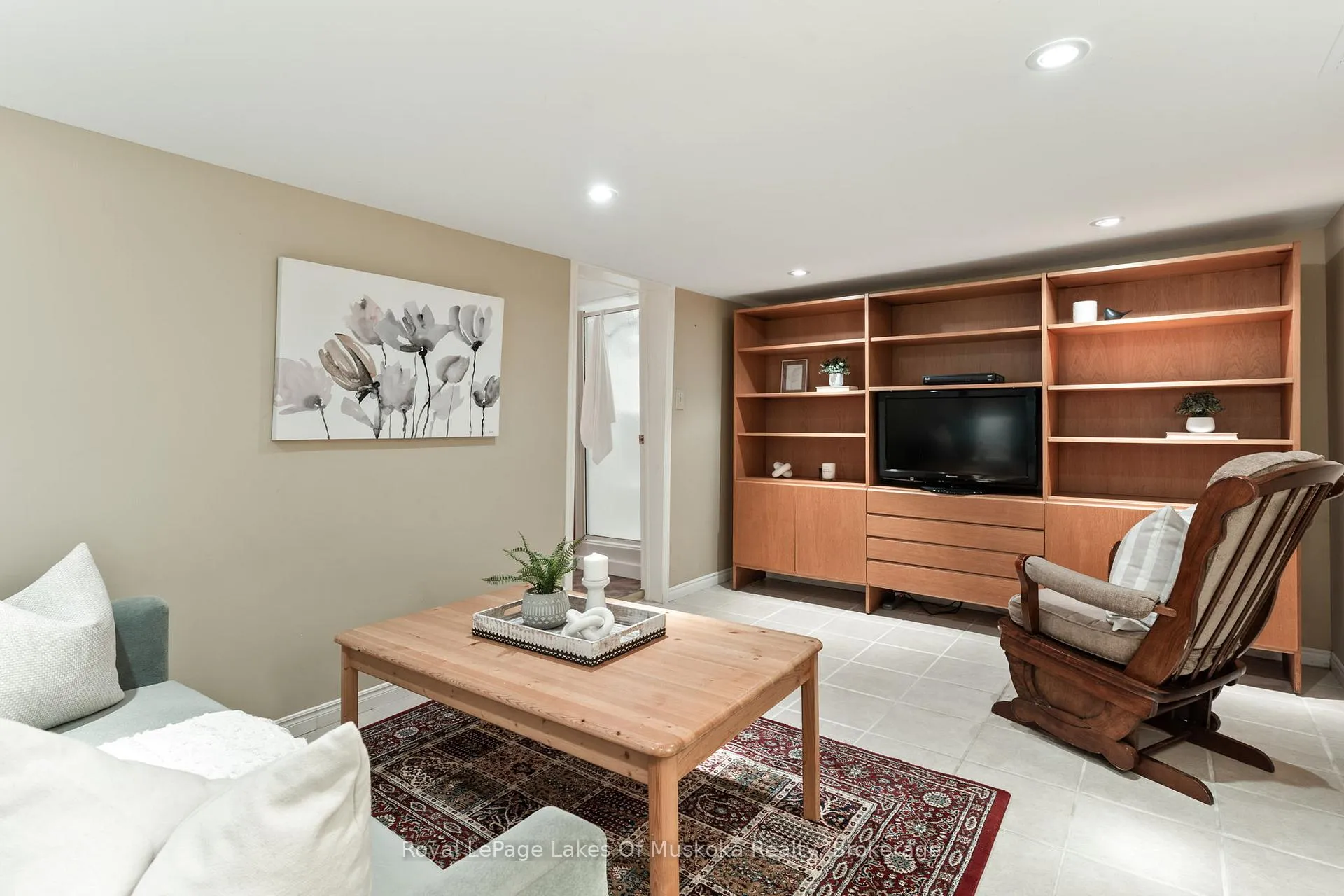 Photo 31 of 229 Fraserburg Road, Bracebridge, Macaulay — HOMEH