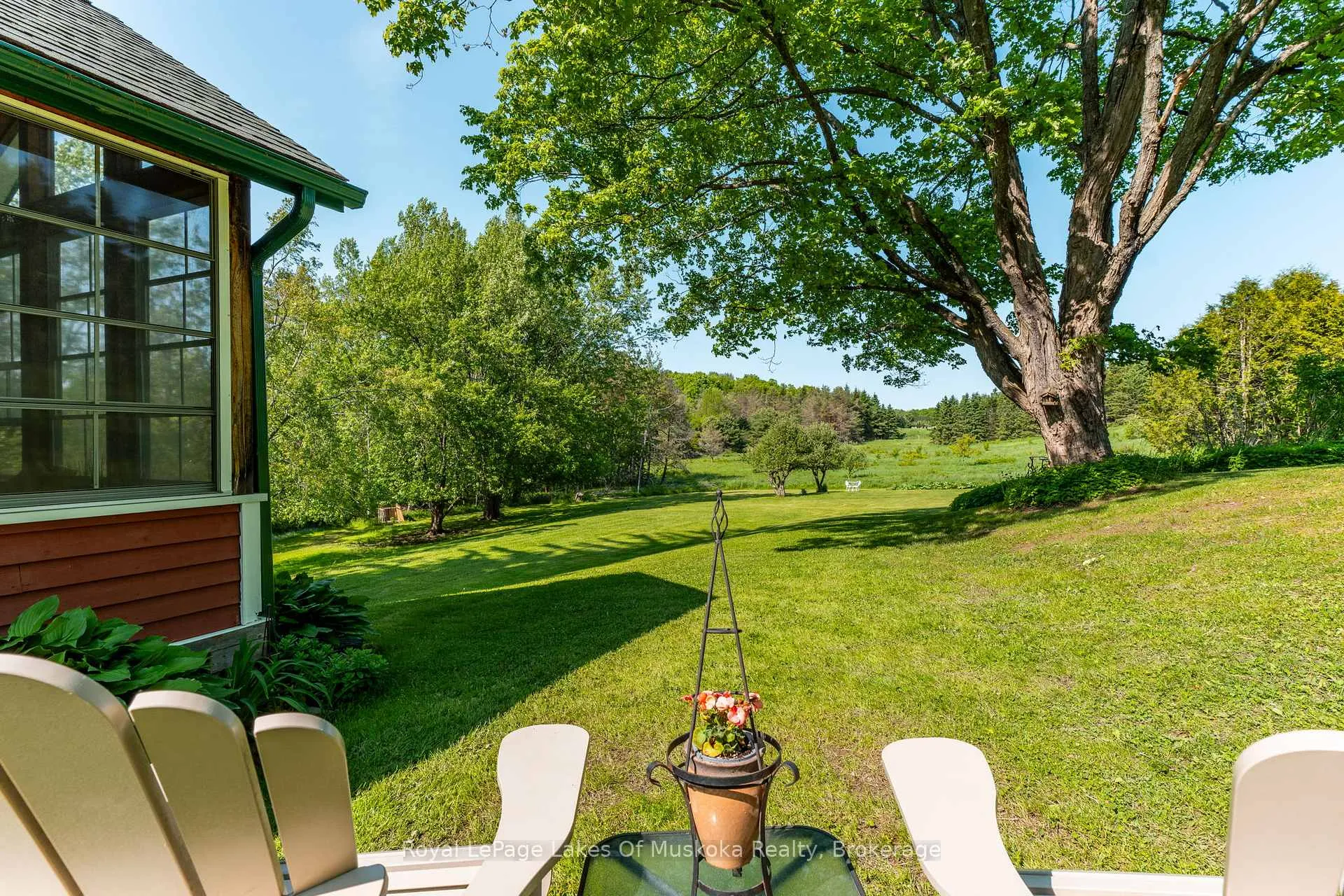 Photo 40 of 229 Fraserburg Road, Bracebridge, Macaulay — HOMEH