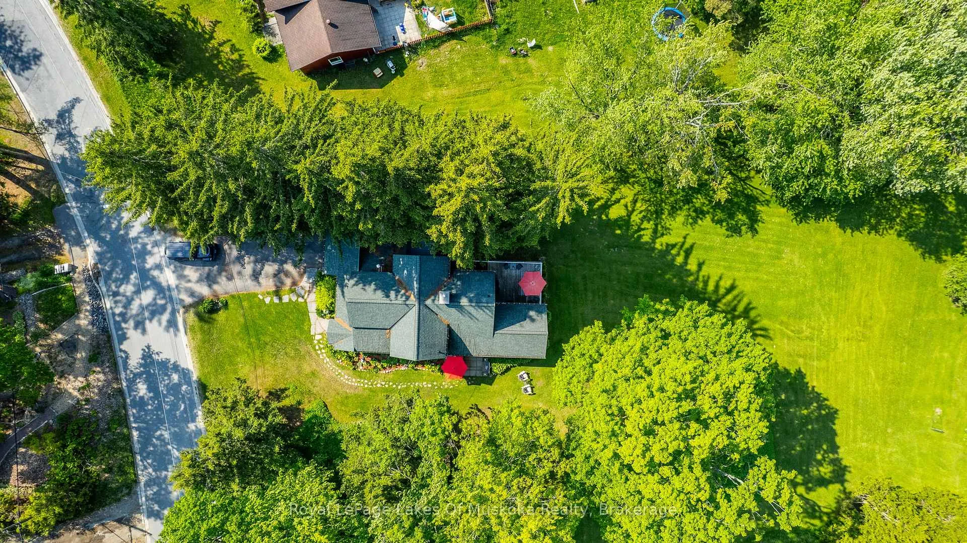 Photo 49 of 229 Fraserburg Road, Bracebridge, Macaulay — HOMEH