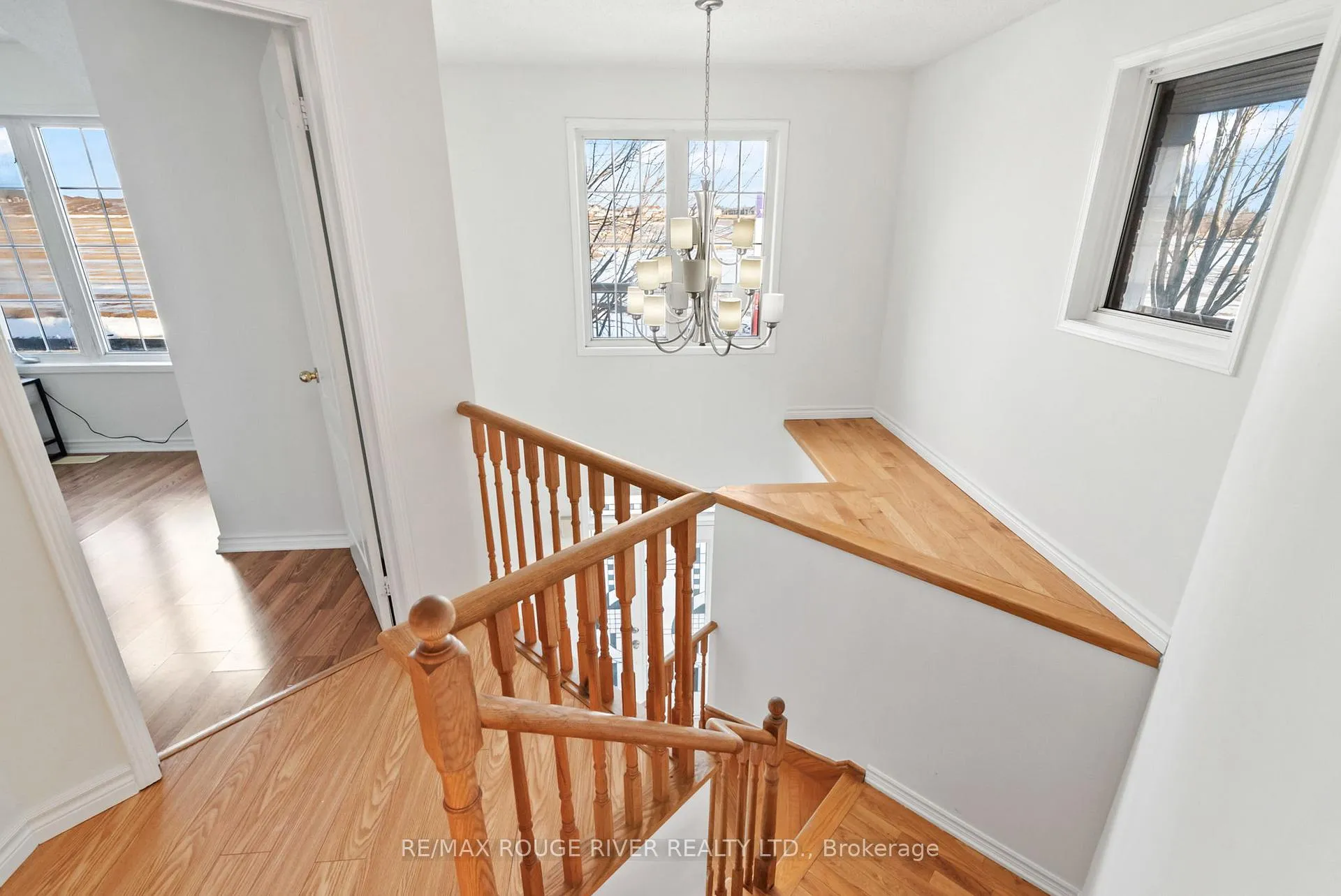Photo 11 of 730 Shoal Point Road, Ajax, South East — HOMEH