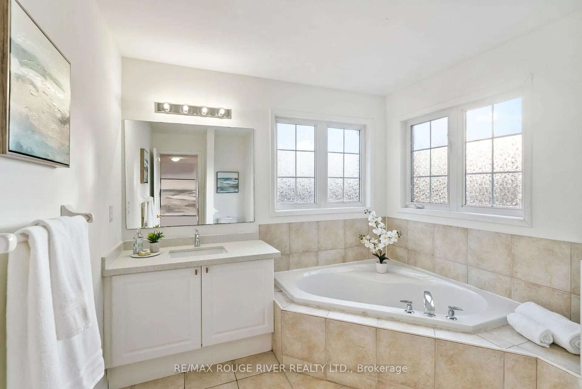 Photo 19 of 730 Shoal Point Road, Ajax, South East — HOMEH