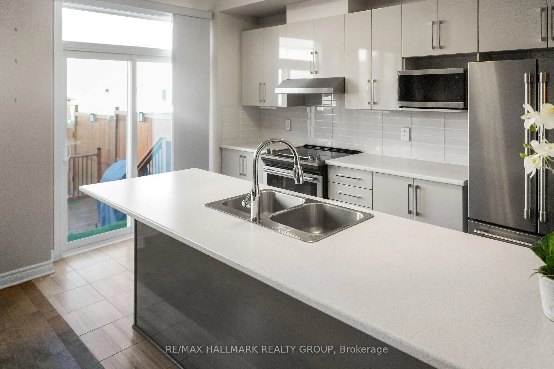 Photo 8 of 2534 River Mist Road, Ottawa, Barrhaven - Half Moon Bay — HOMEH