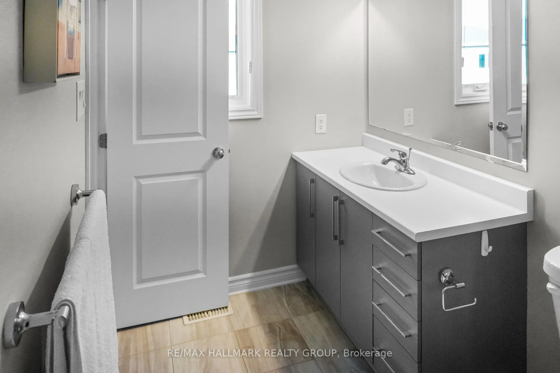Photo 21 of 2534 River Mist Road, Ottawa, Barrhaven - Half Moon Bay — HOMEH
