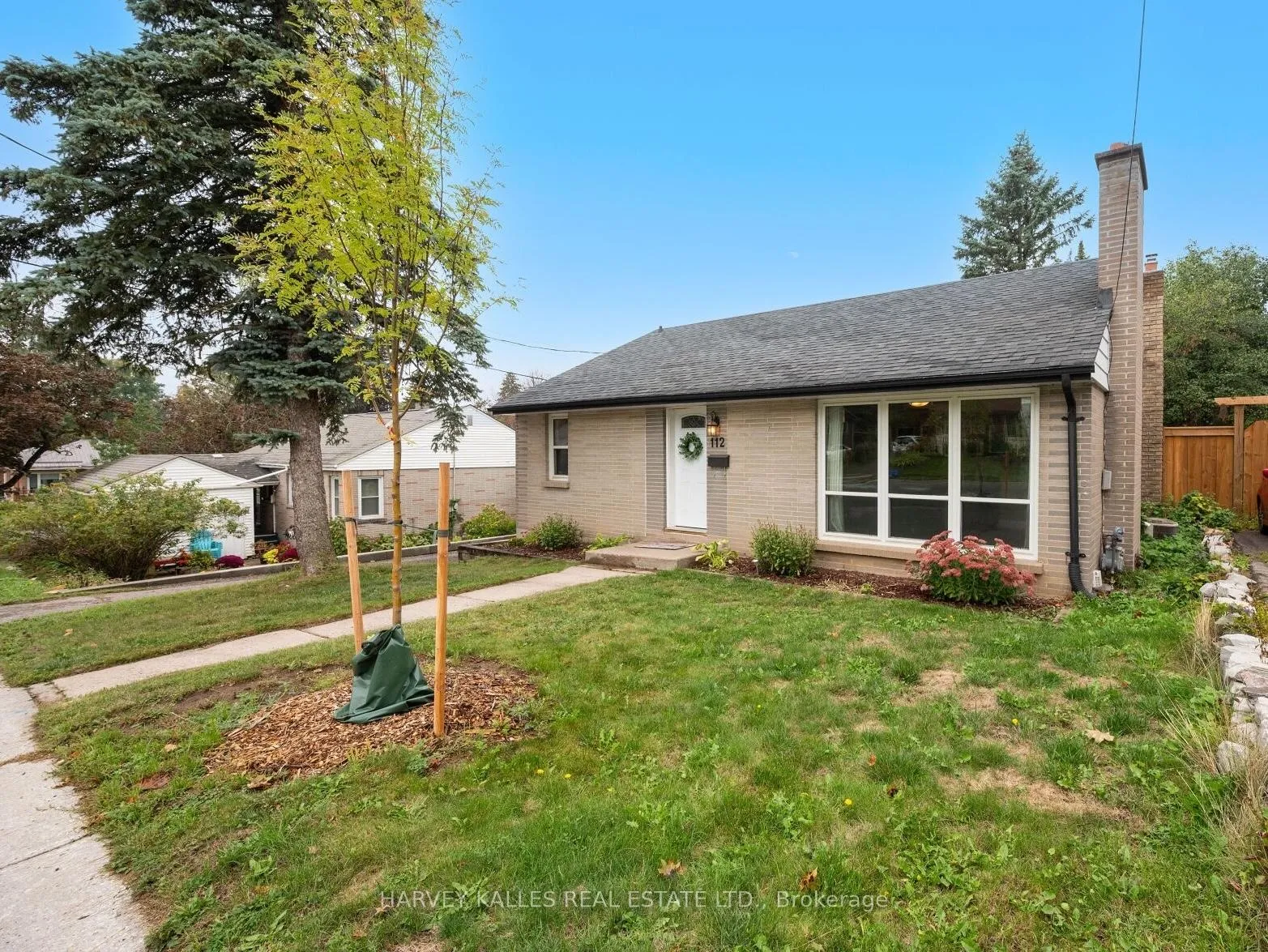 Photo 1 of 112 Dumble Avenue, Peterborough, Northcrest Ward 5 — HOMEH