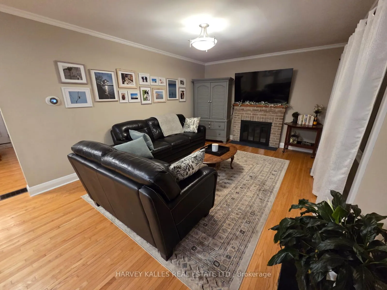 Photo 9 of 112 Dumble Avenue, Peterborough, Northcrest Ward 5 — HOMEH