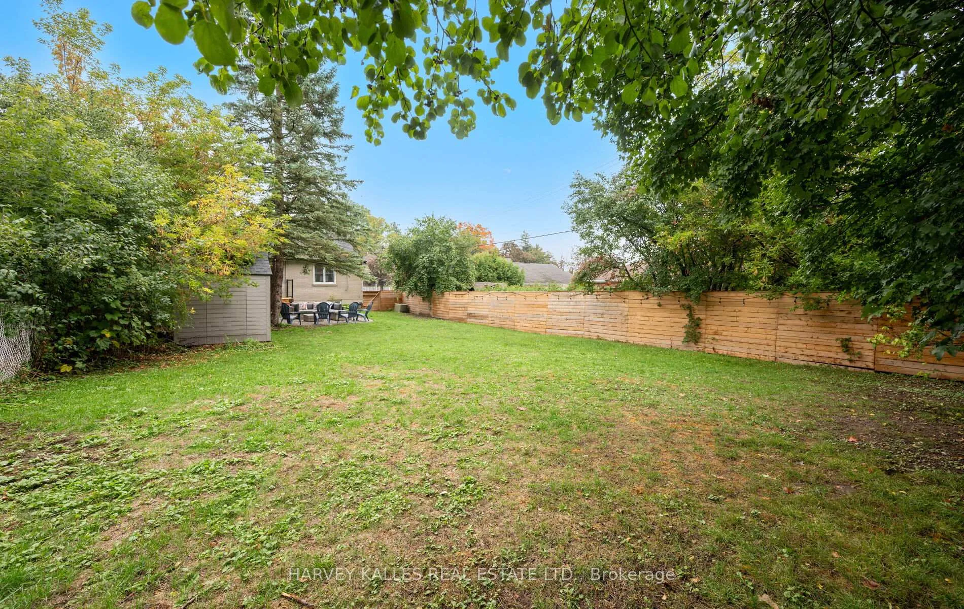 Photo 26 of 112 Dumble Avenue, Peterborough, Northcrest Ward 5 — HOMEH