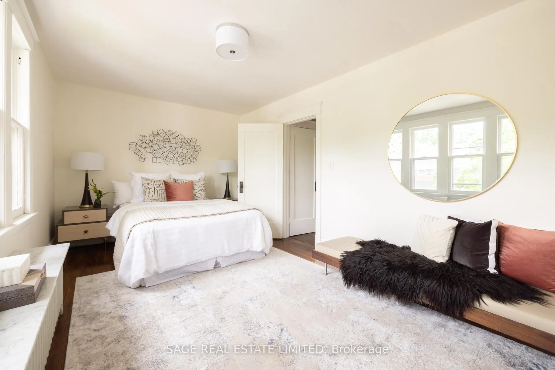 Photo 24 of 124 Cline Avenue N, Hamilton, Westdale — HOMEH