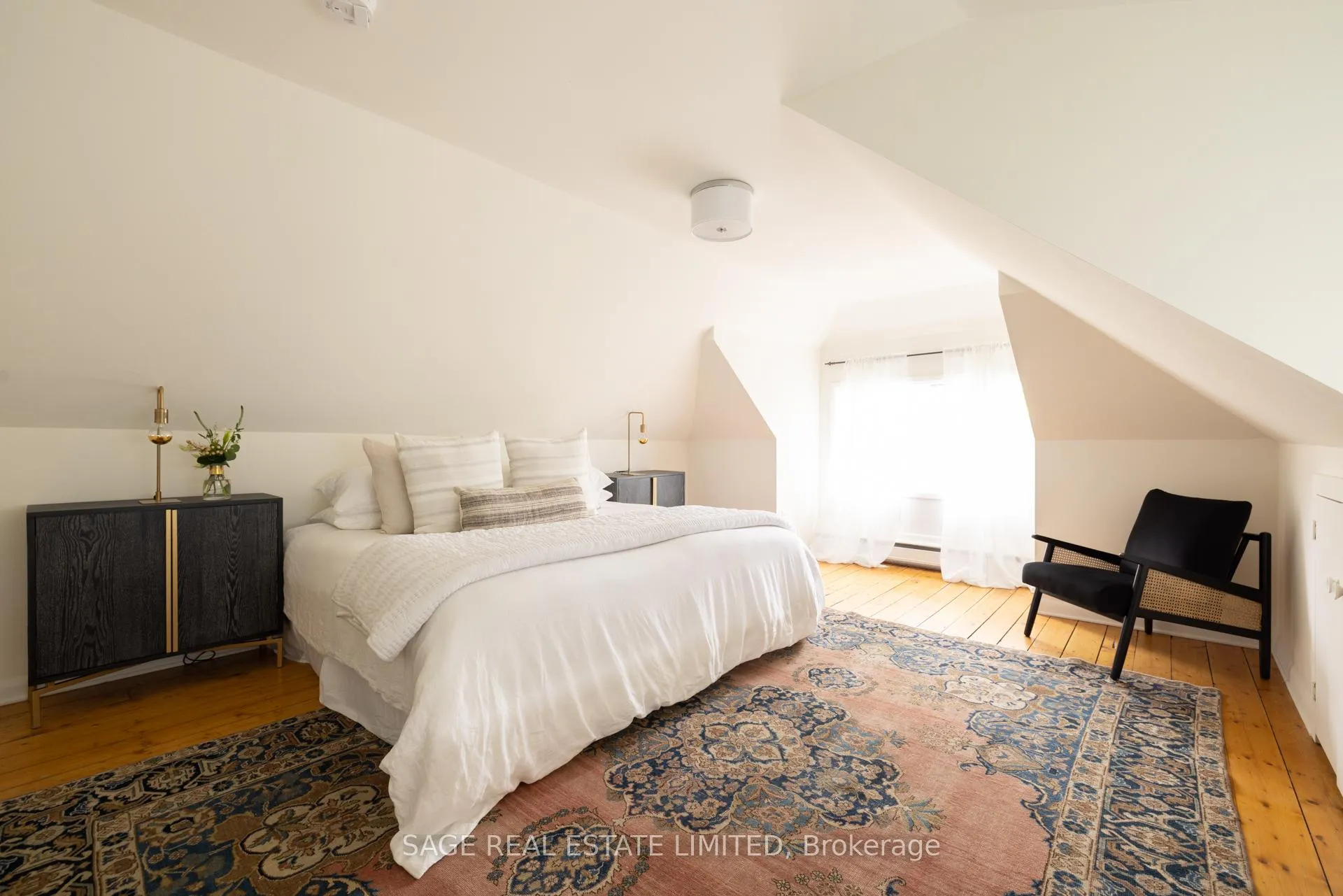 Photo 25 of 124 Cline Avenue N, Hamilton, Westdale — HOMEH