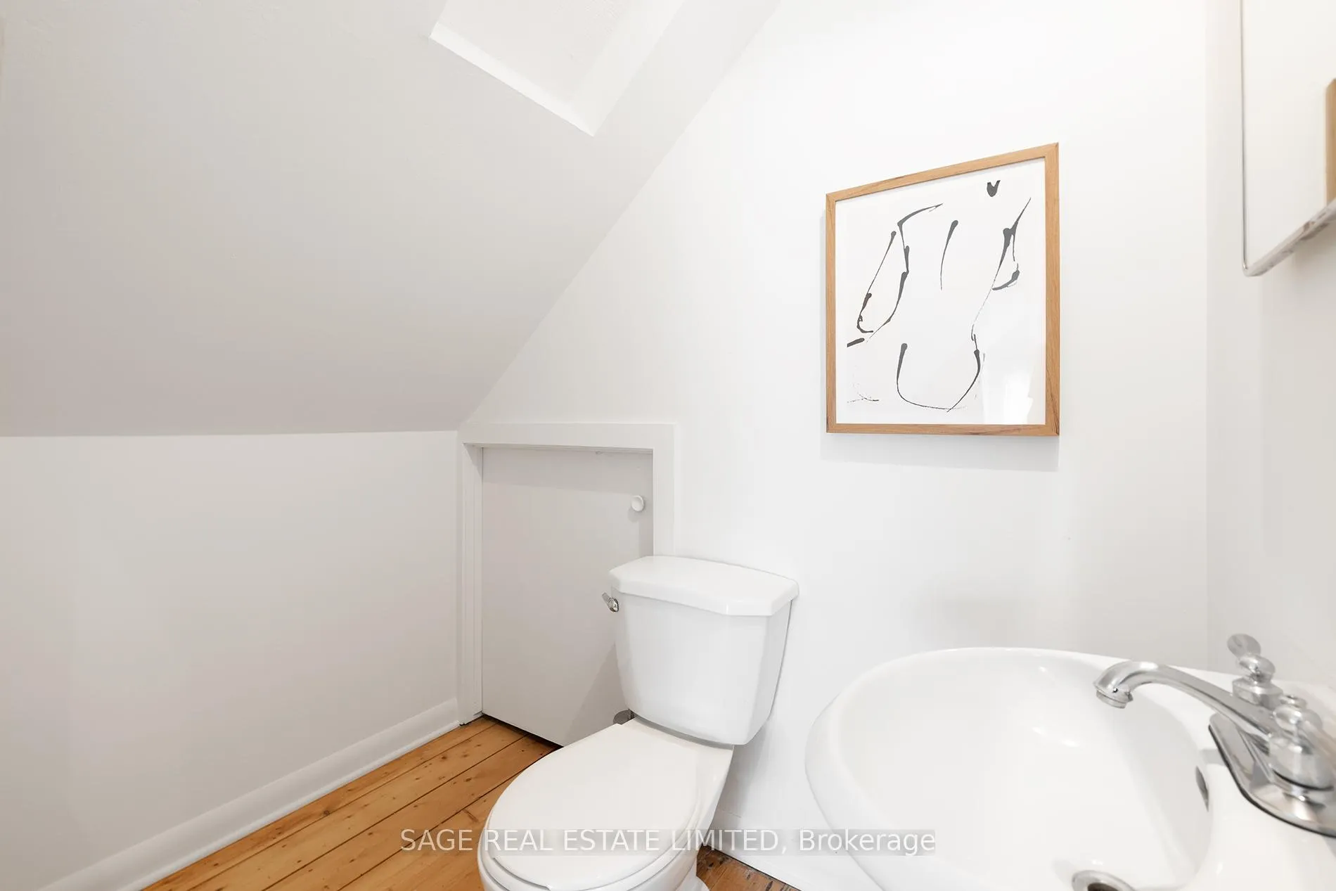 Photo 28 of 124 Cline Avenue N, Hamilton, Westdale — HOMEH