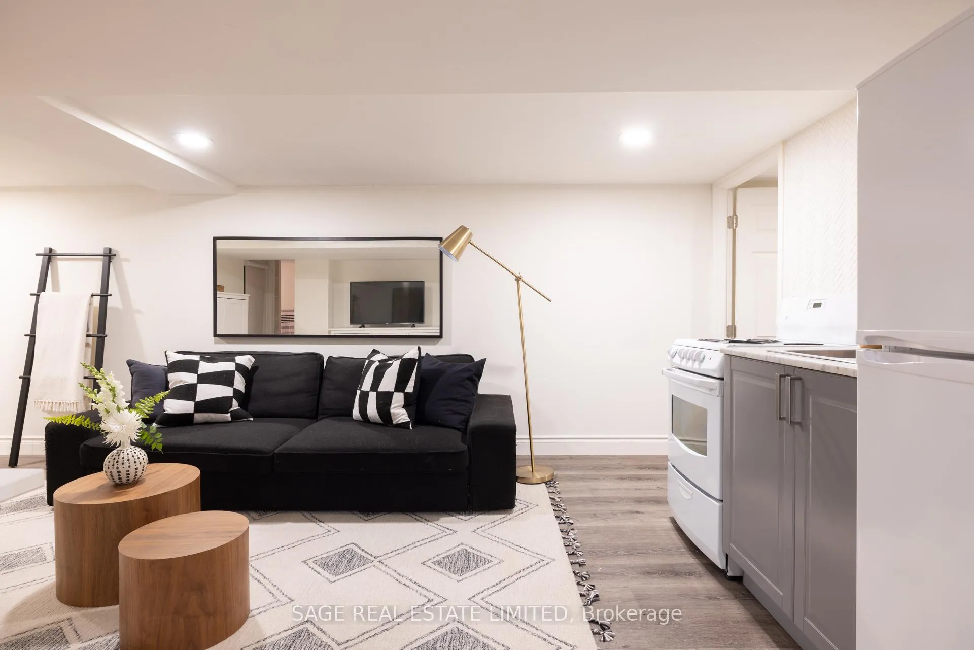 Photo 29 of 124 Cline Avenue N, Hamilton, Westdale — HOMEH