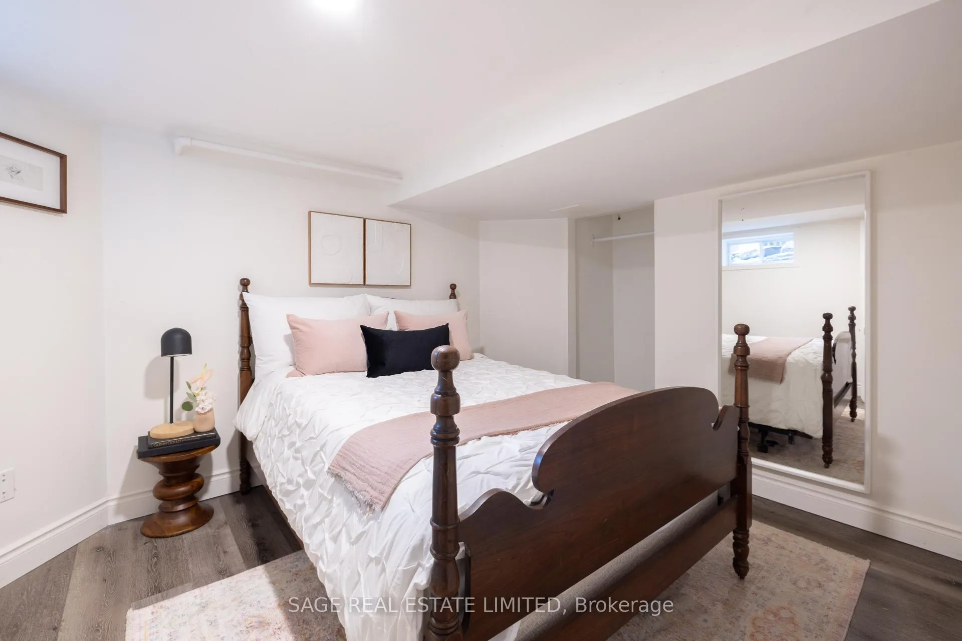 Photo 31 of 124 Cline Avenue N, Hamilton, Westdale — HOMEH