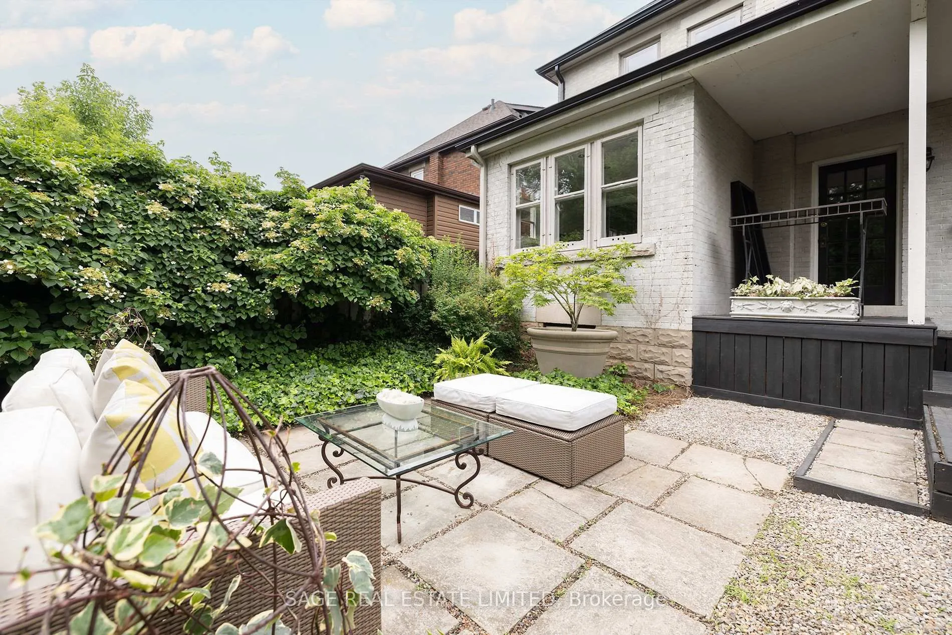 Photo 33 of 124 Cline Avenue N, Hamilton, Westdale — HOMEH