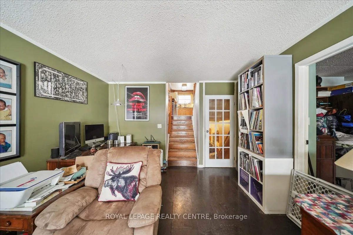 Photo 3 of 8 Judith Crescent, Brampton, Northgate — HOMEH