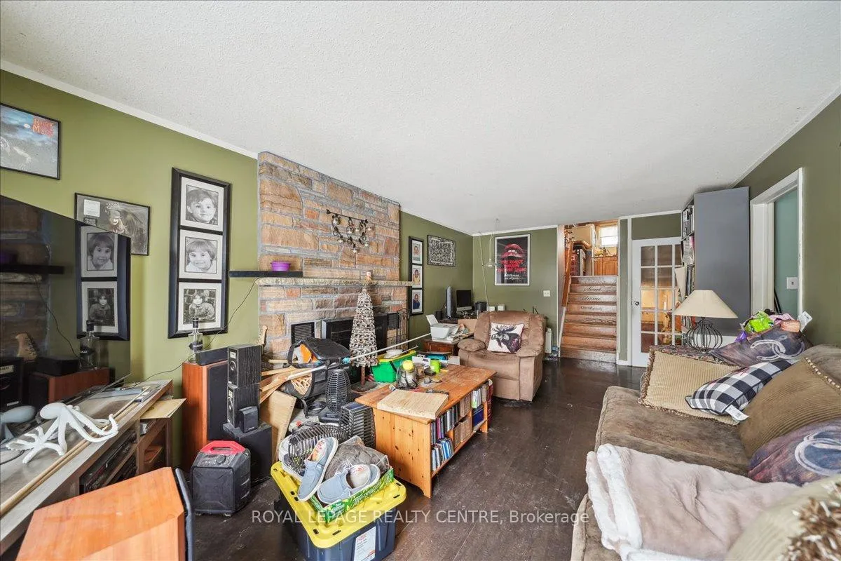 Photo 4 of 8 Judith Crescent, Brampton, Northgate — HOMEH