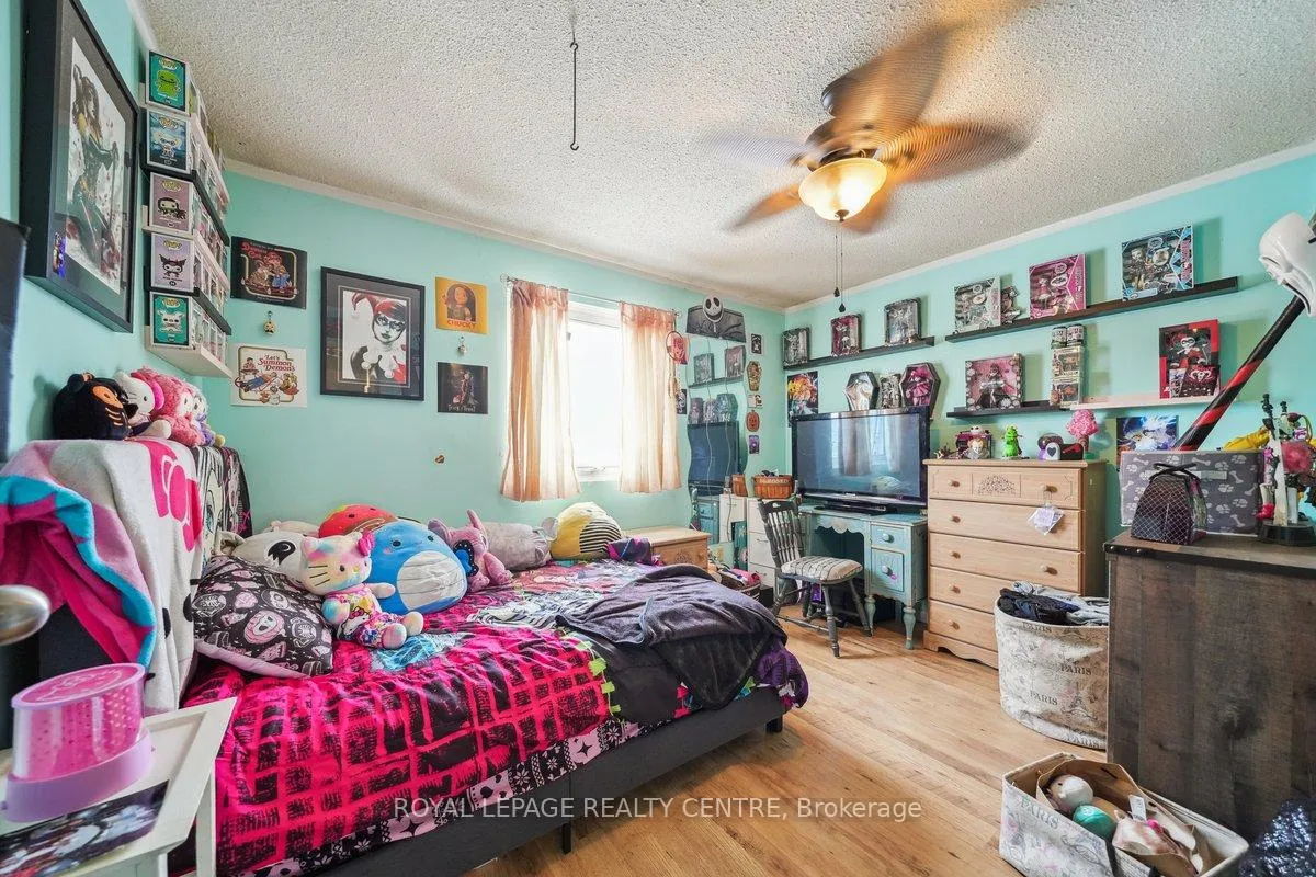 Photo 13 of 8 Judith Crescent, Brampton, Northgate — HOMEH