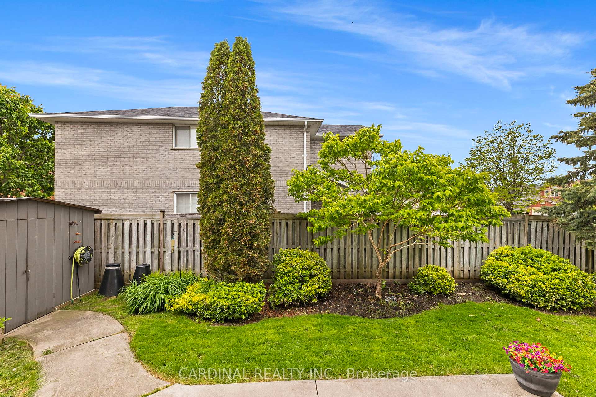 Photo 3 of 124 Avondale Drive, Clarington, Courtice — HOMEH
