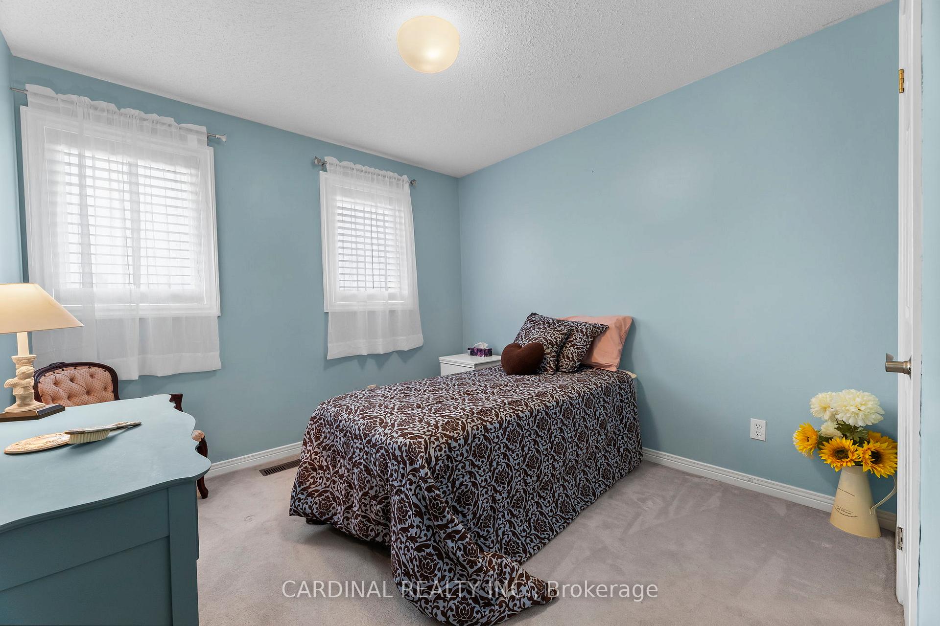 Photo 34 of 124 Avondale Drive, Clarington, Courtice — HOMEH