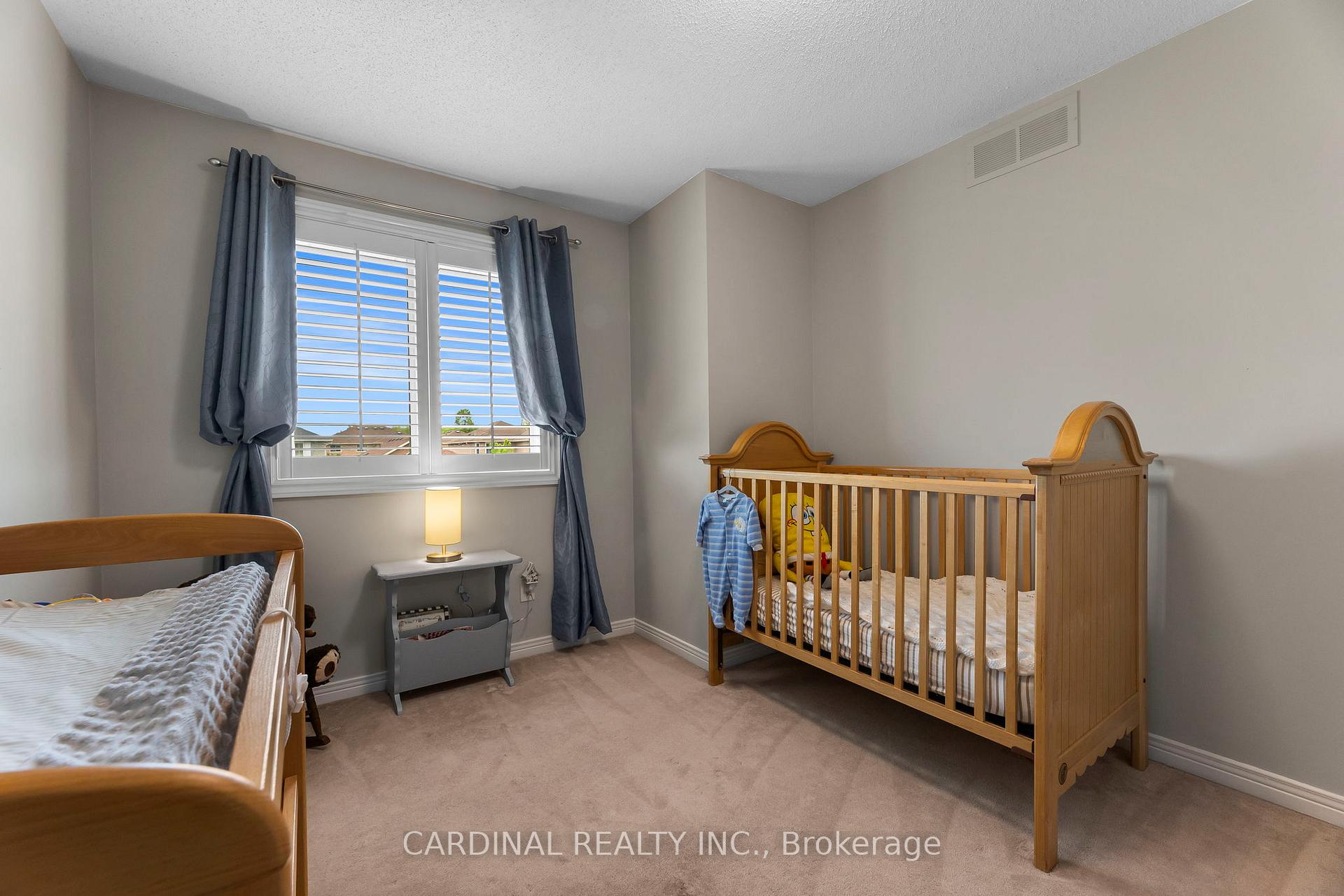 Photo 41 of 124 Avondale Drive, Clarington, Courtice — HOMEH